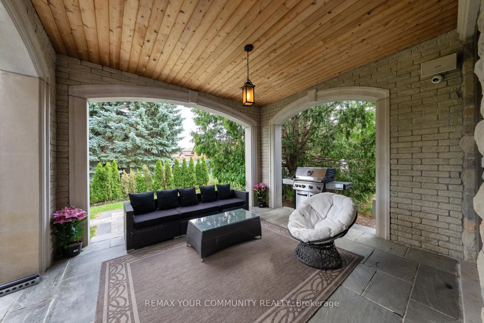 Photo 49 of 1 Lancer Drive, Vaughan, Maple — HOMEH