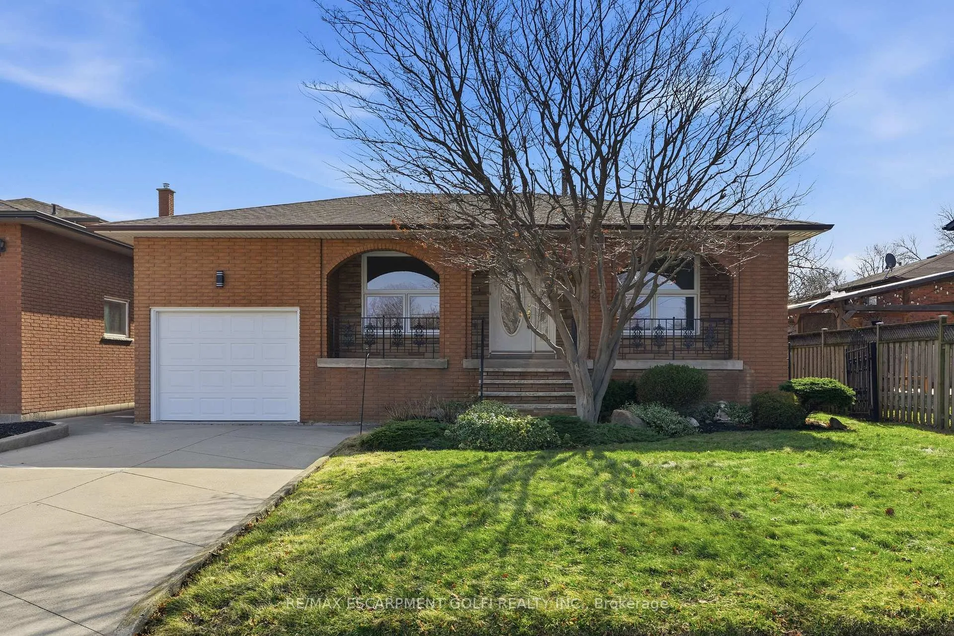 Photo 1 of 288 Eastdale Boulevard, Hamilton, Stoney Creek — HOMEH