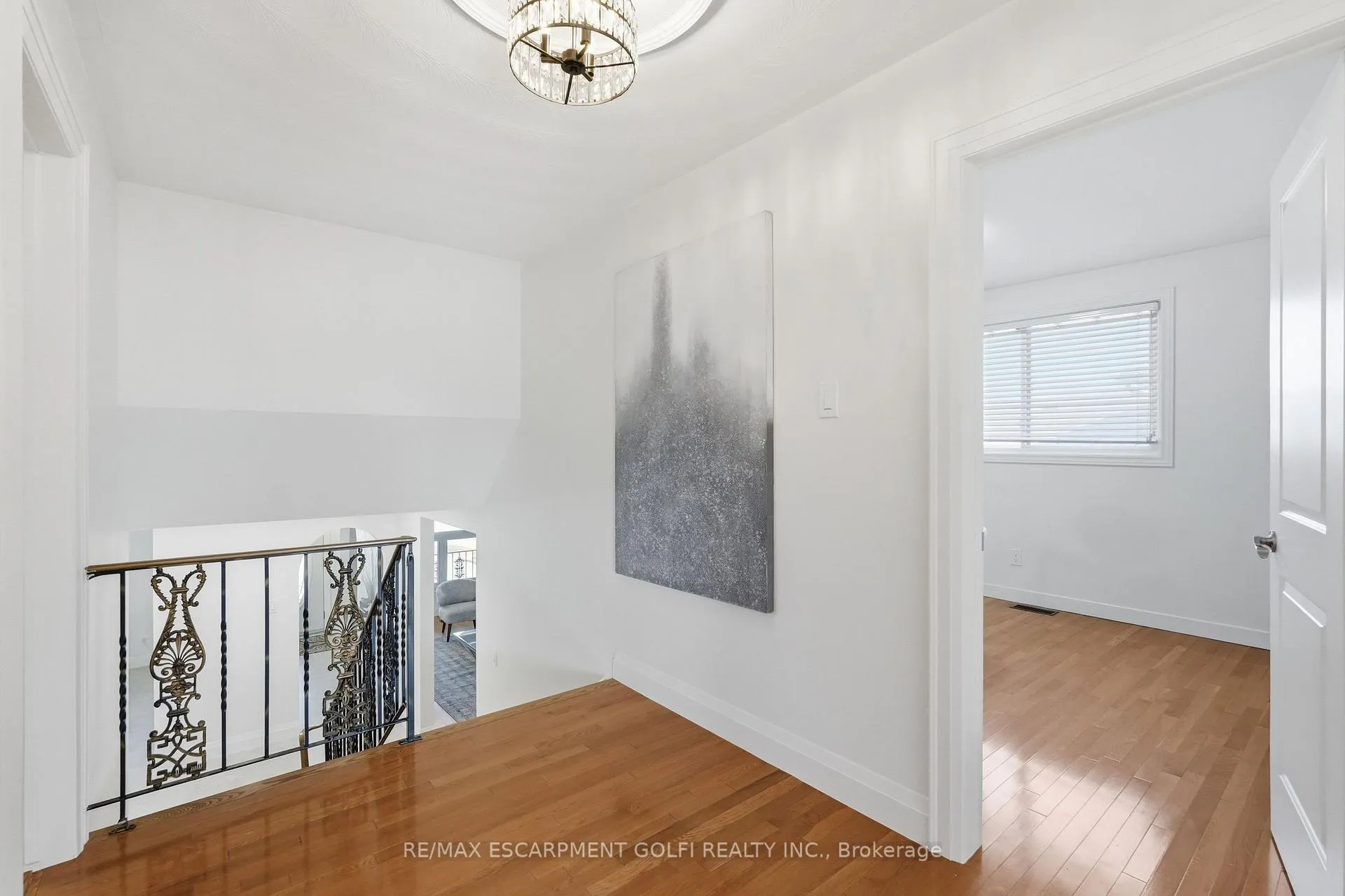 Photo 13 of 288 Eastdale Boulevard, Hamilton, Stoney Creek — HOMEH
