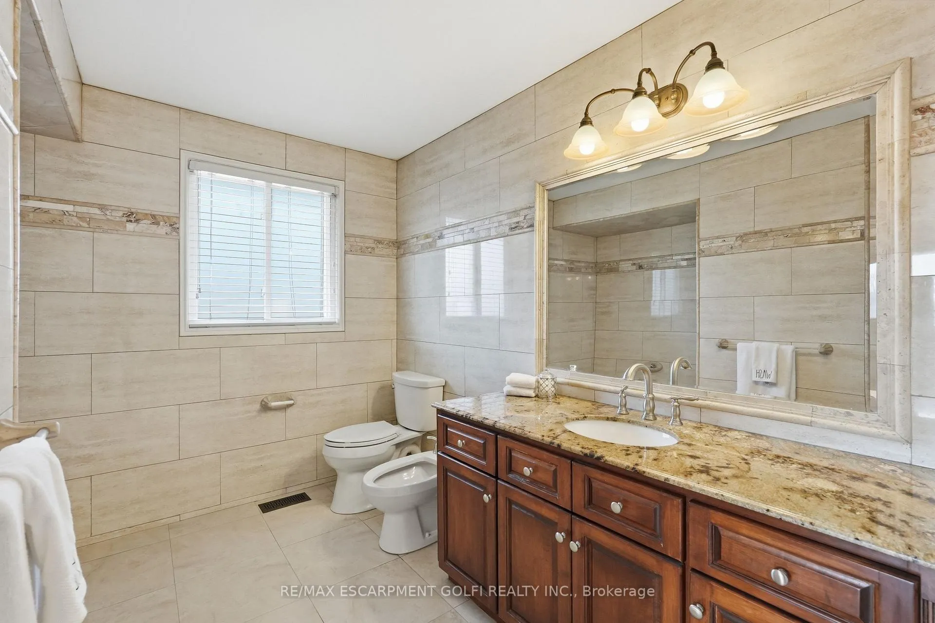Photo 20 of 288 Eastdale Boulevard, Hamilton, Stoney Creek — HOMEH