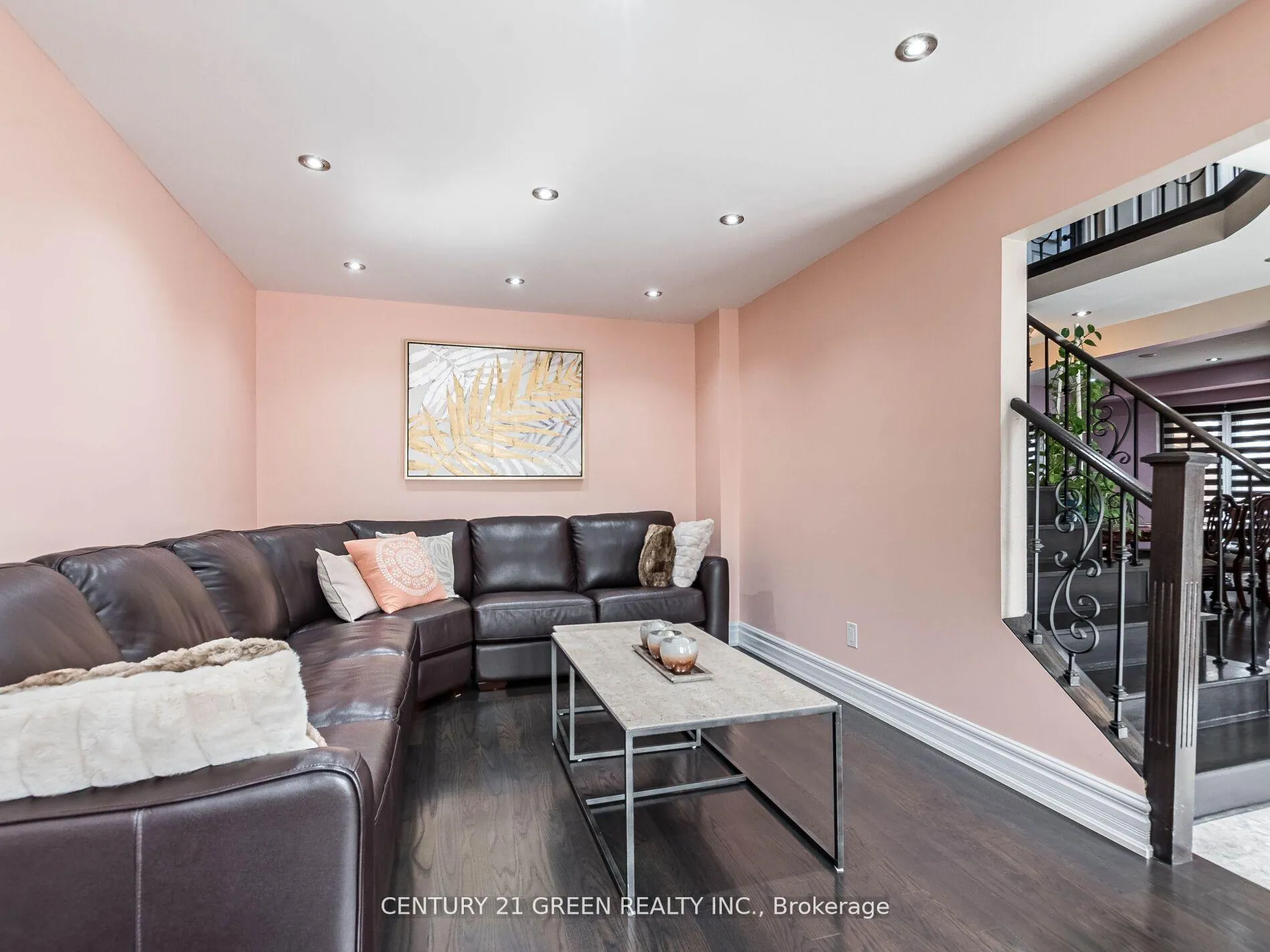 Photo 5 of Unit Main, 23 Major William Sharpe Drive, Brampton, Northwood Park — HOMEH