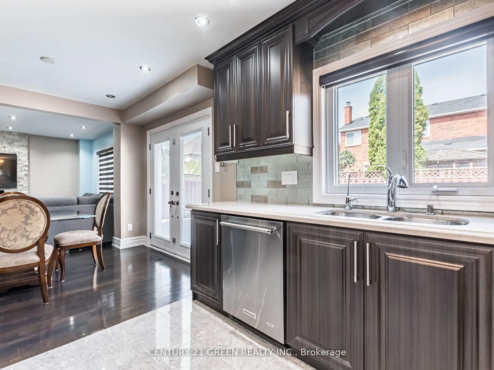 Photo 13 of Unit Main, 23 Major William Sharpe Drive, Brampton, Northwood Park — HOMEH
