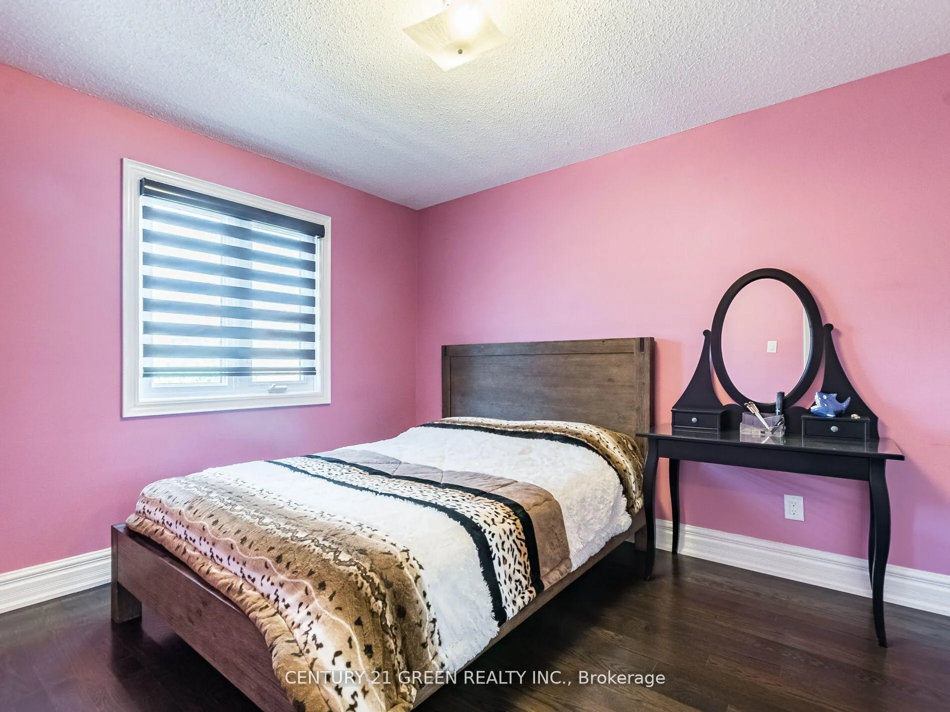 Photo 23 of Unit Main, 23 Major William Sharpe Drive, Brampton, Northwood Park — HOMEH