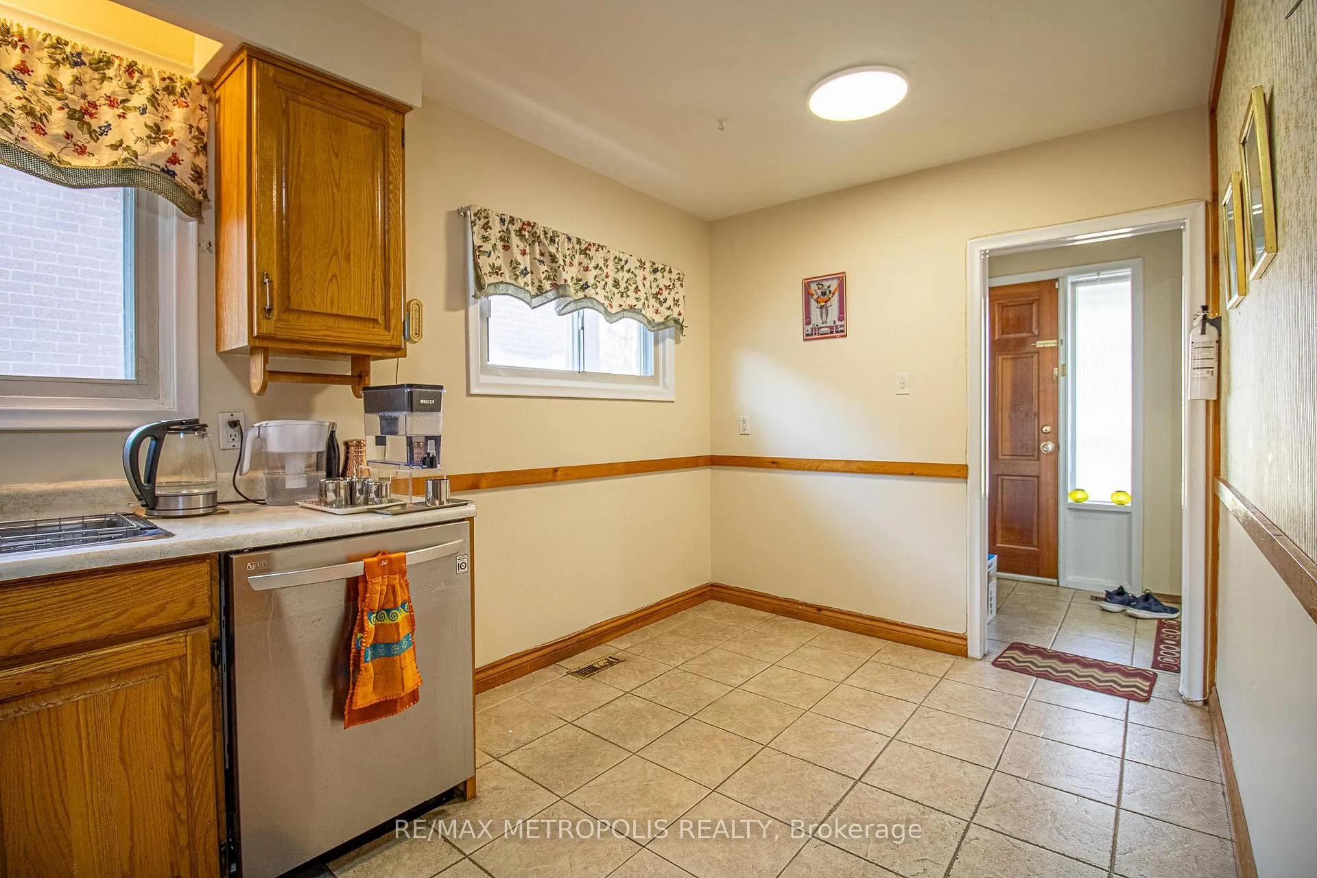 Photo 18 of 37 Albacore Crescent, Scarborough, Woburn — HOMEH