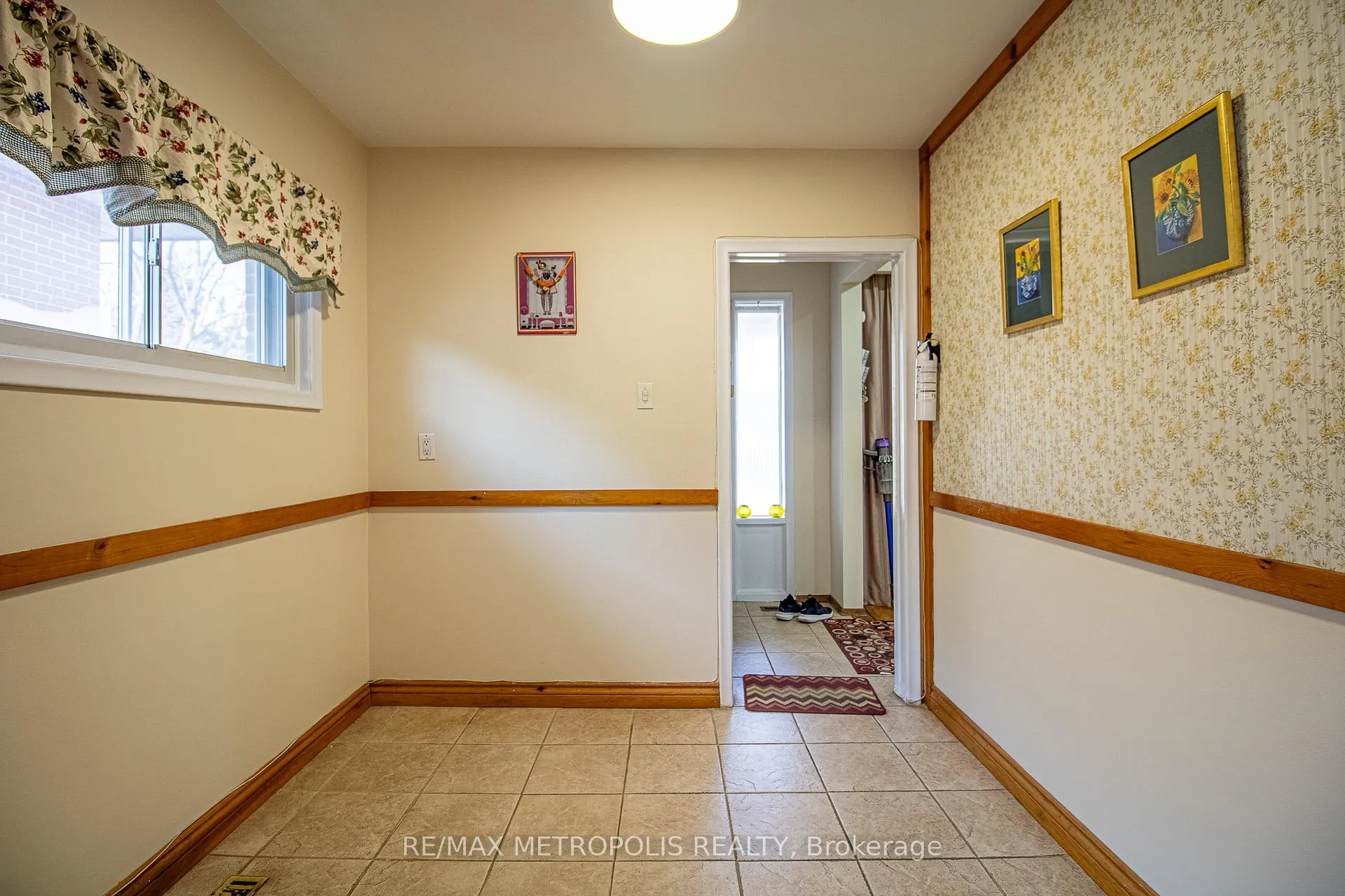 Photo 19 of 37 Albacore Crescent, Scarborough, Woburn — HOMEH
