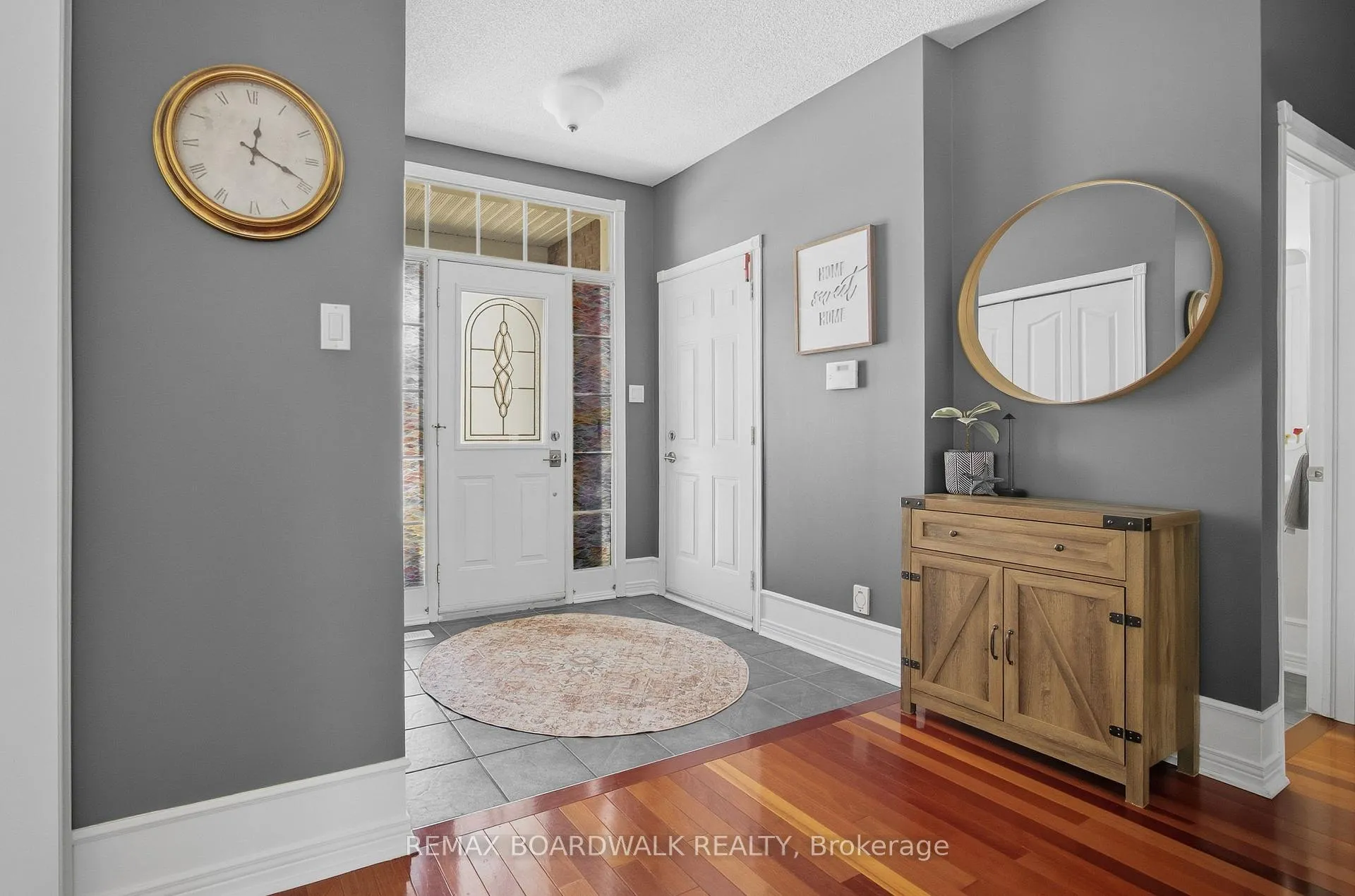 Photo 3 of 1031 Red Spruce Street, Ottawa, Riverside South/Gloucester Glen — HOMEH
