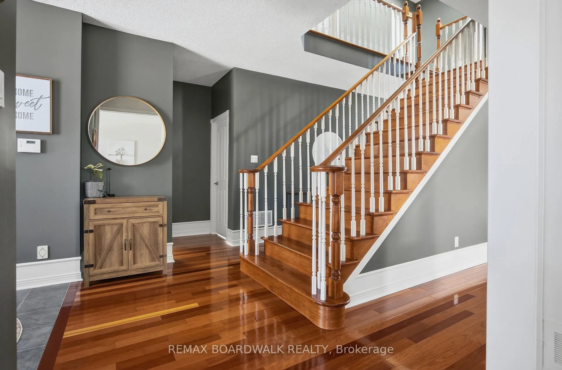 Photo 5 of 1031 Red Spruce Street, Ottawa, Riverside South/Gloucester Glen — HOMEH