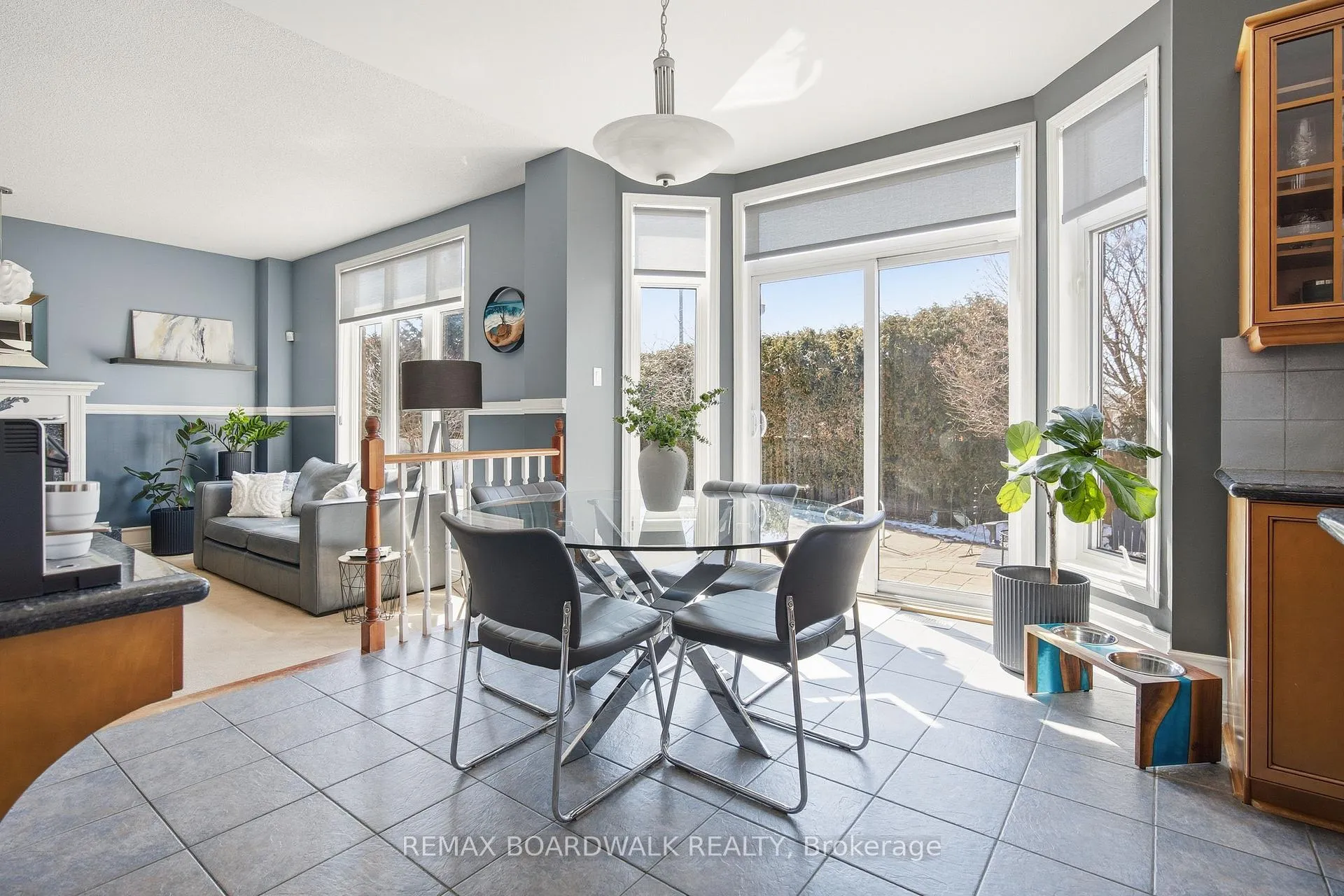 Photo 15 of 1031 Red Spruce Street, Ottawa, Riverside South/Gloucester Glen — HOMEH