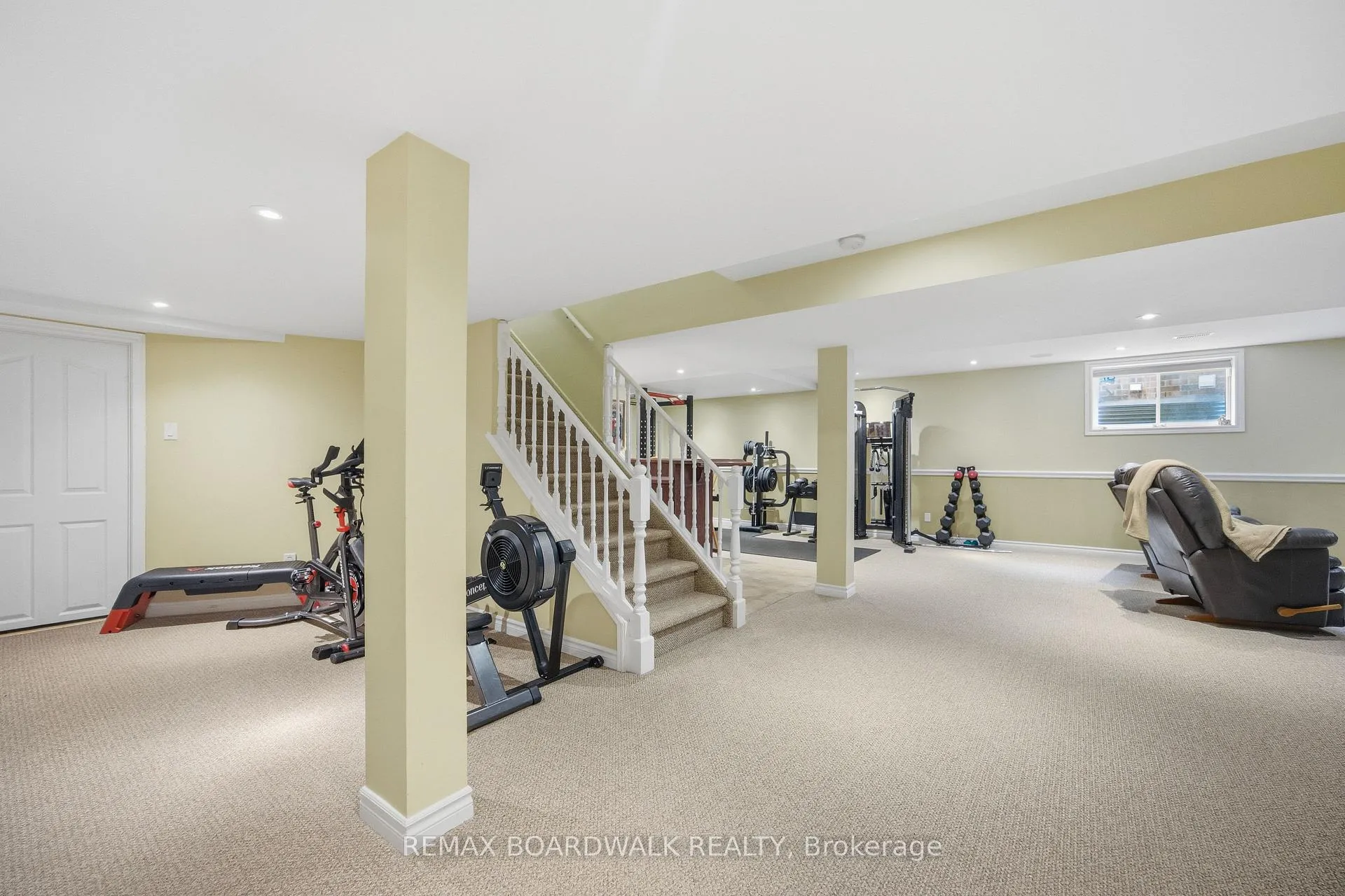 Photo 32 of 1031 Red Spruce Street, Ottawa, Riverside South/Gloucester Glen — HOMEH