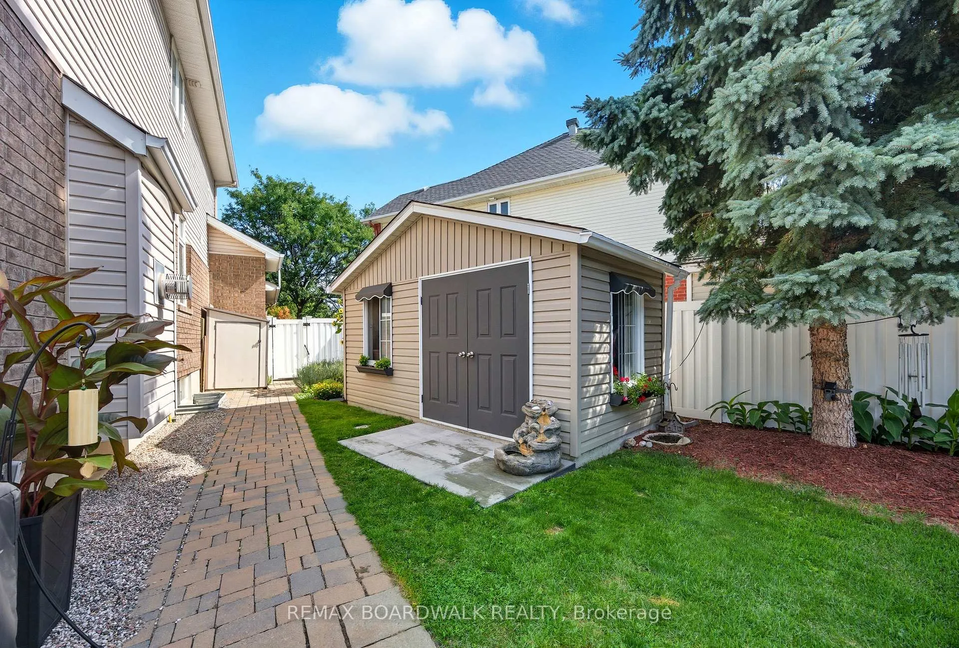 Photo 47 of 1031 Red Spruce Street, Ottawa, Riverside South/Gloucester Glen — HOMEH