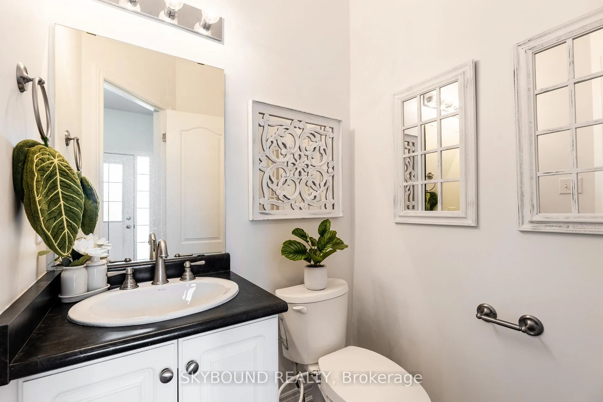 Photo 5 of Unit 12, 257 Carla Avenue, Hamilton, Stoney Creek — HOMEH