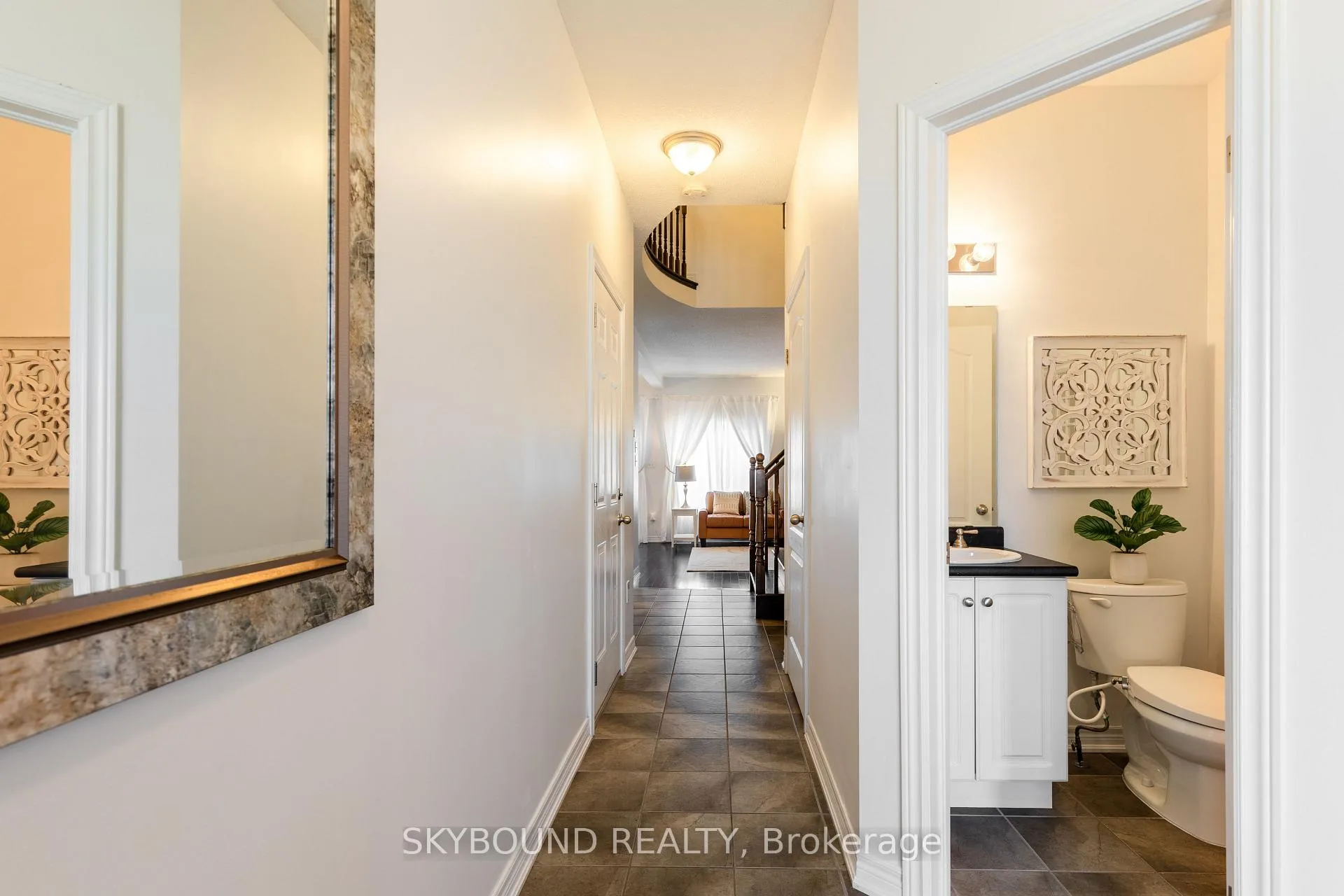Photo 6 of Unit 12, 257 Carla Avenue, Hamilton, Stoney Creek — HOMEH