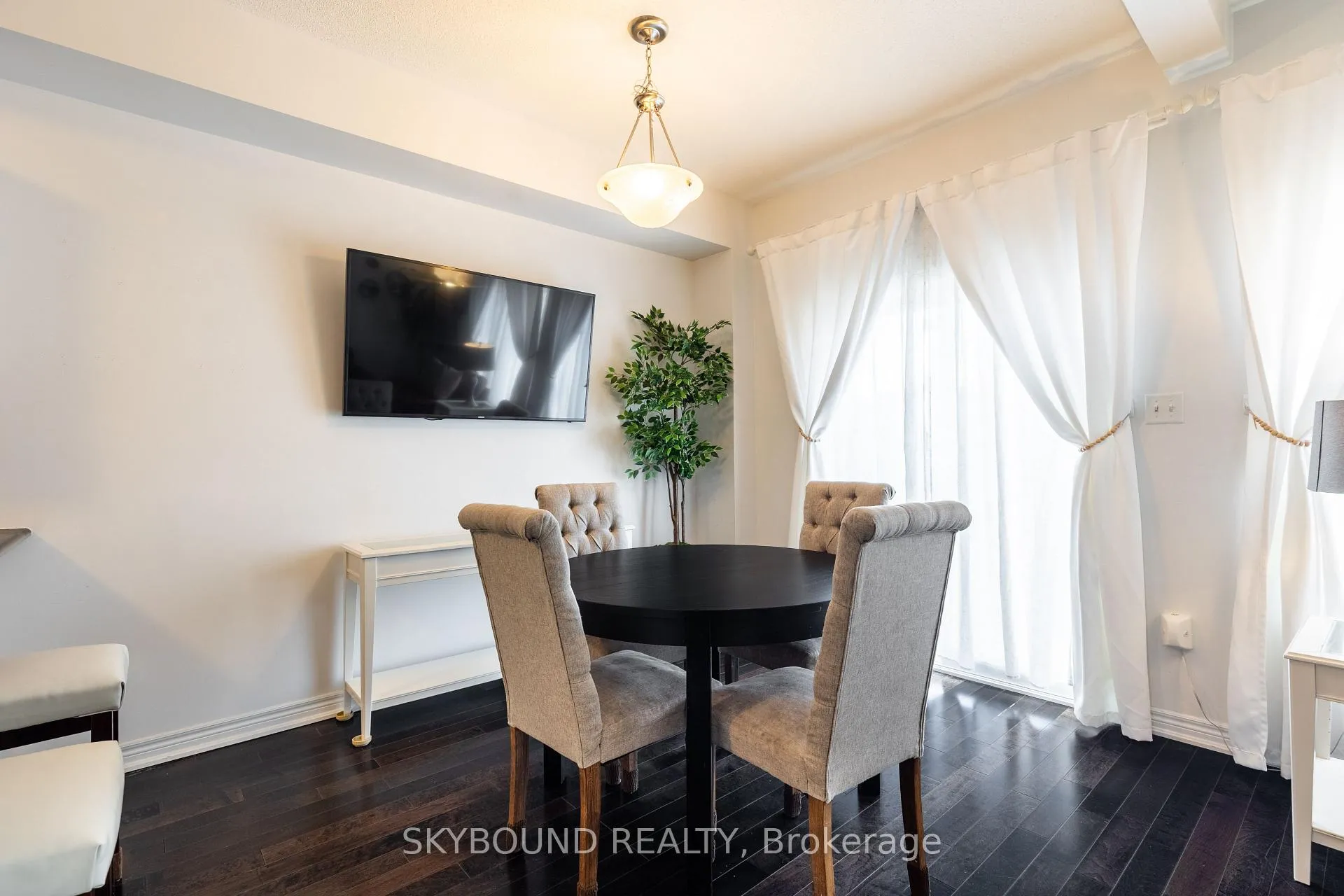 Photo 17 of Unit 12, 257 Carla Avenue, Hamilton, Stoney Creek — HOMEH