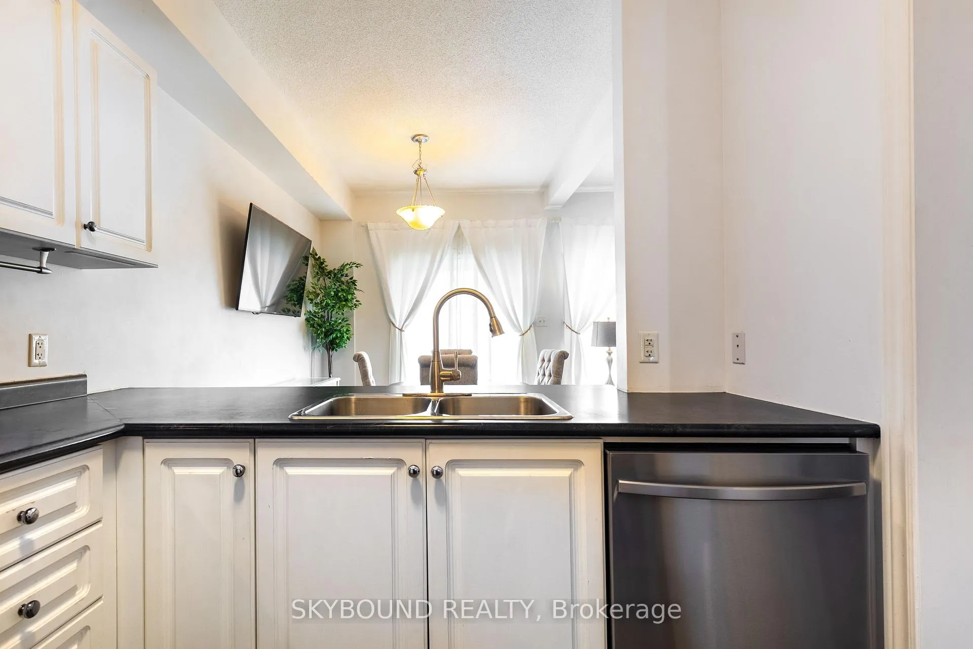 Photo 21 of Unit 12, 257 Carla Avenue, Hamilton, Stoney Creek — HOMEH