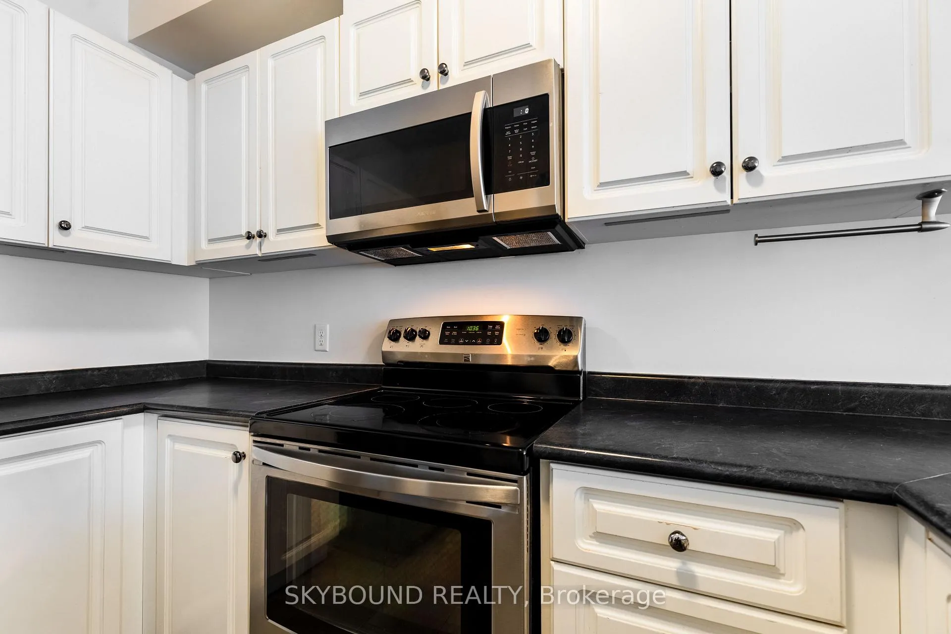 Photo 22 of Unit 12, 257 Carla Avenue, Hamilton, Stoney Creek — HOMEH