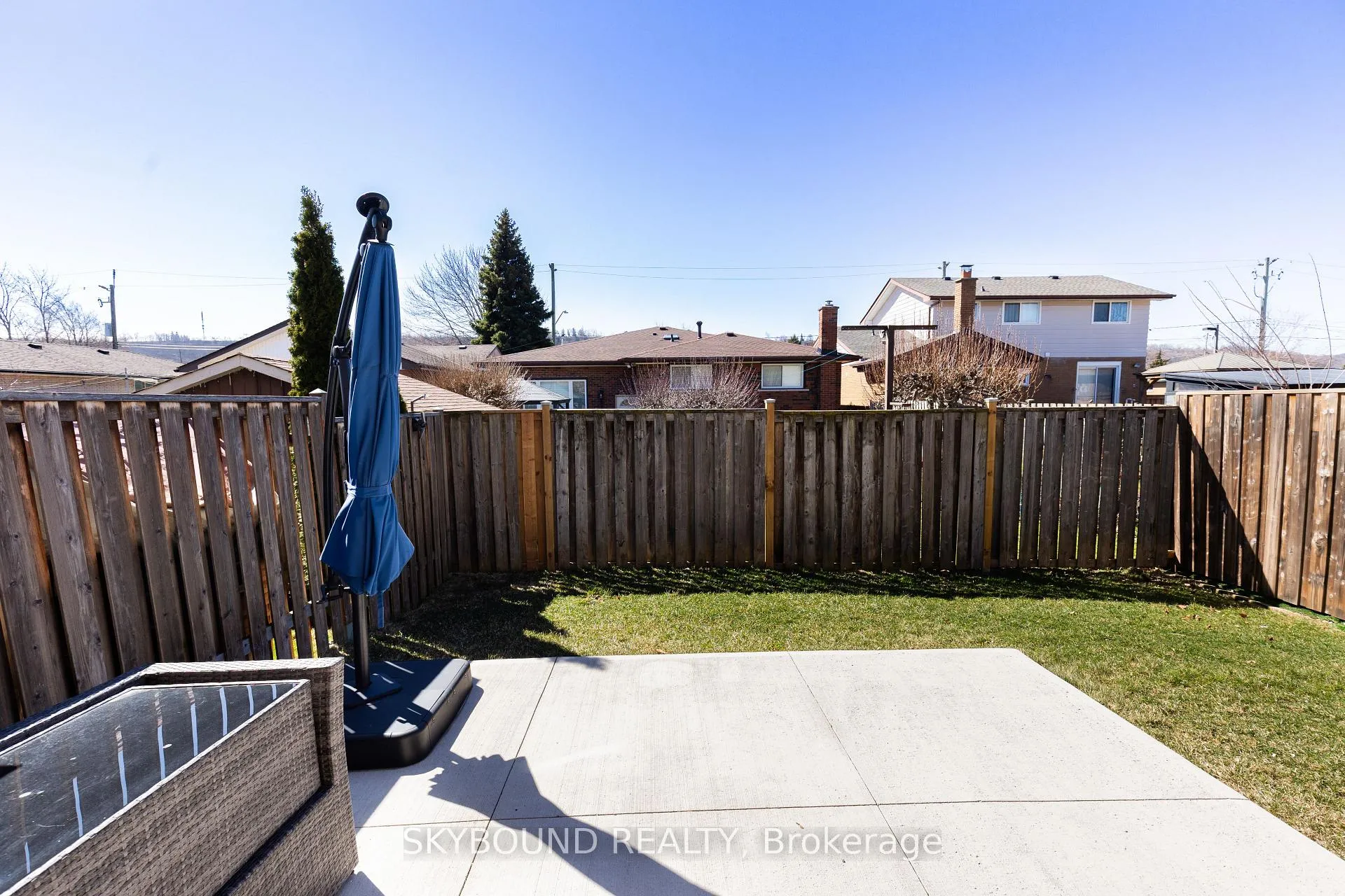 Photo 38 of Unit 12, 257 Carla Avenue, Hamilton, Stoney Creek — HOMEH