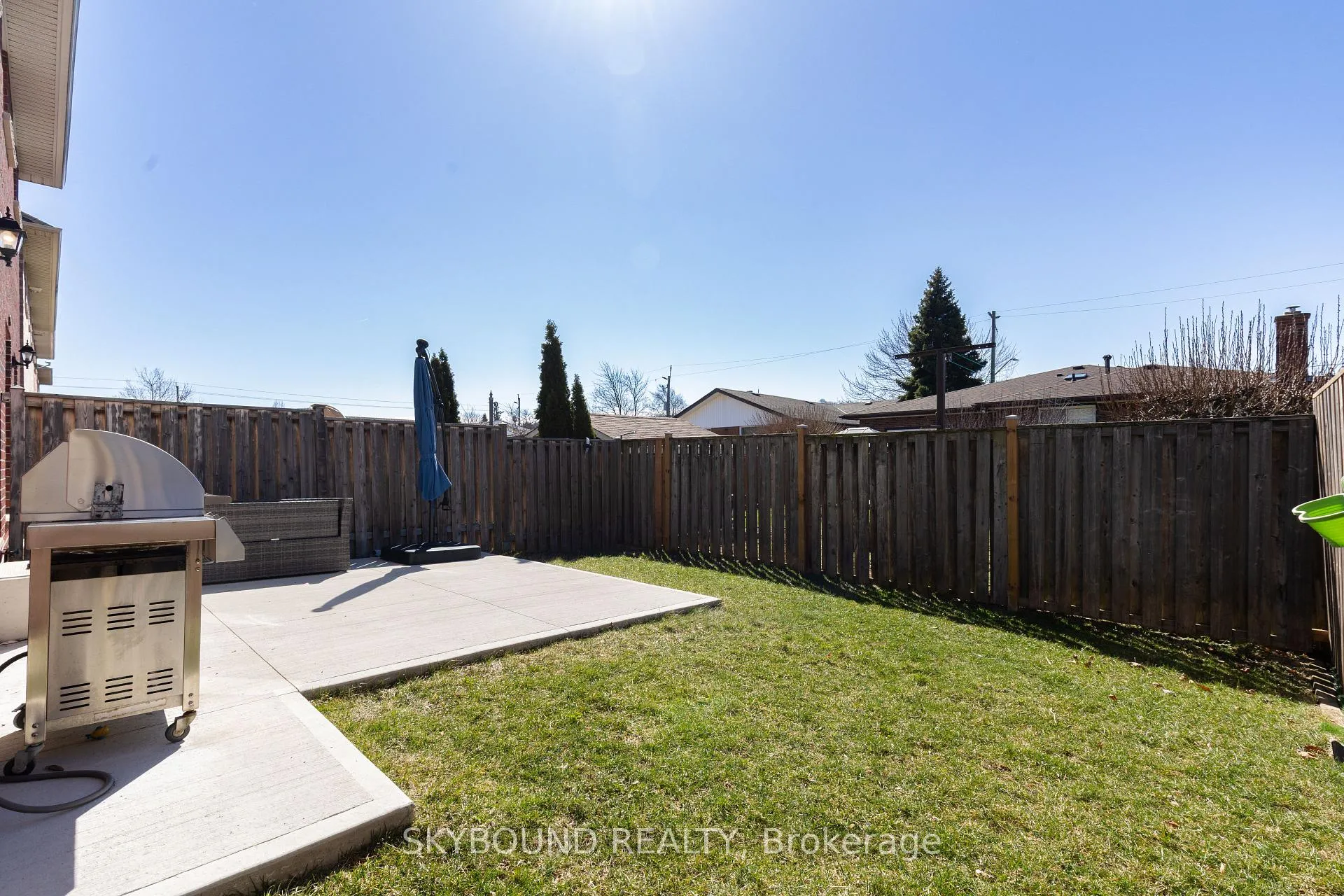Photo 42 of Unit 12, 257 Carla Avenue, Hamilton, Stoney Creek — HOMEH