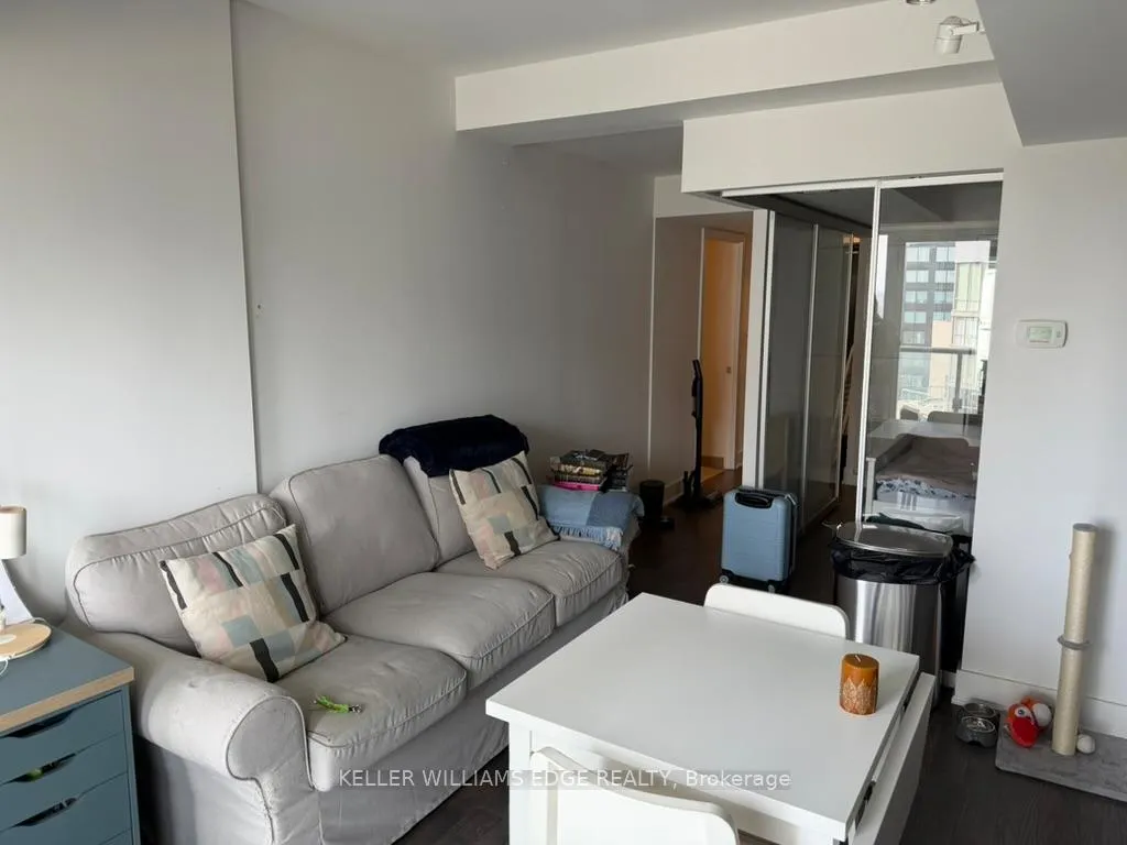 Photo 7 of Unit 2602, 955 Bay Street, Toronto, Bay Street Corridor — HOMEH