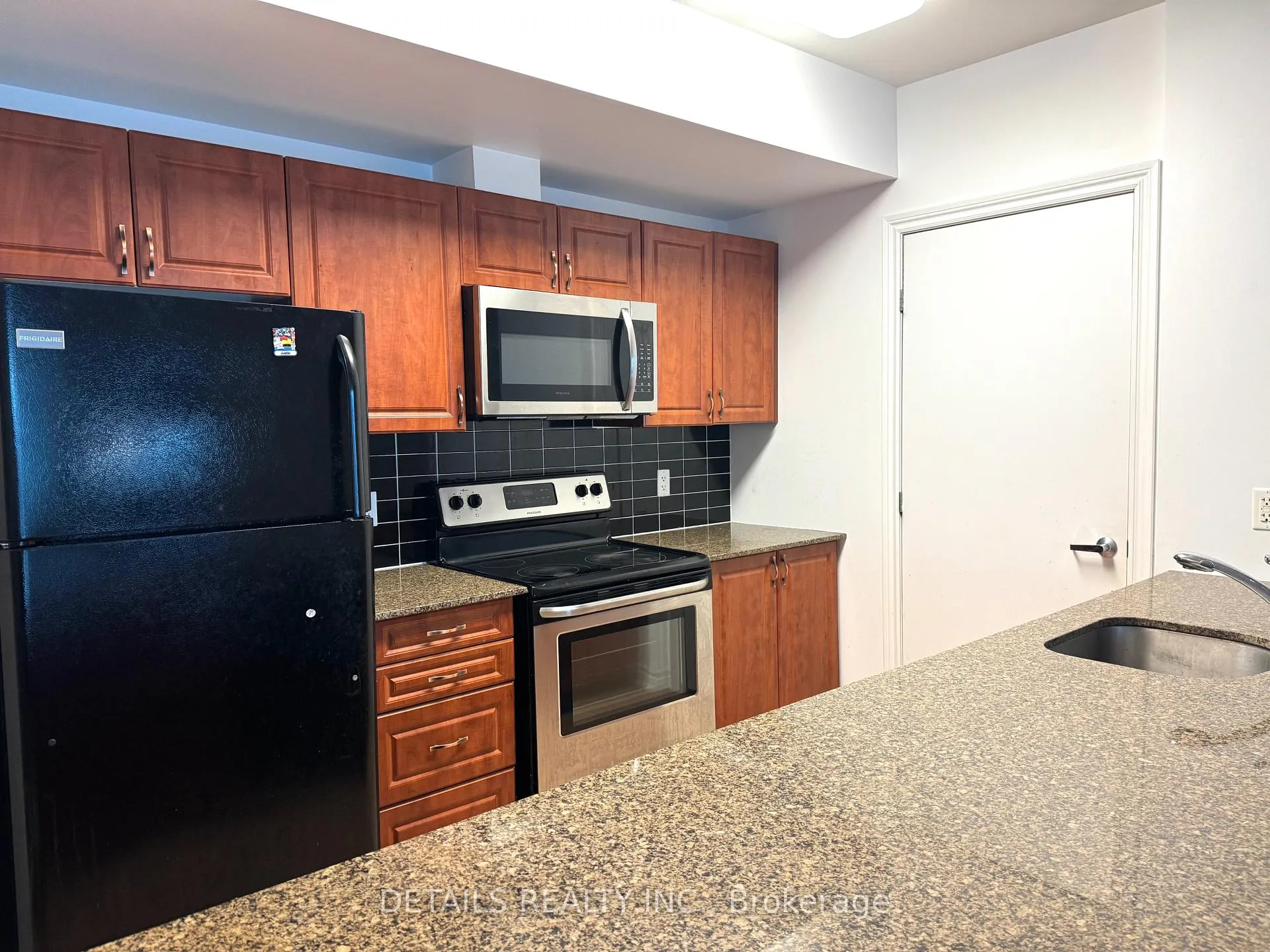 Photo 5 of 234 Rideau Street, Ottawa, Sandy Hill — HOMEH