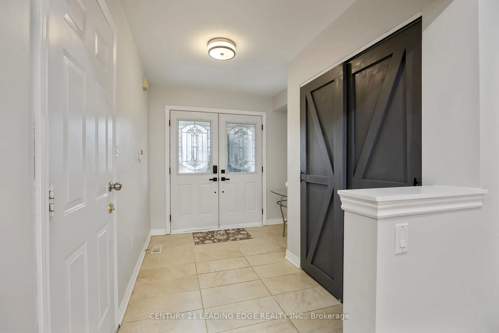 Photo 6 of 36 Rampart Crescent, Whitby, Williamsburg — HOMEH