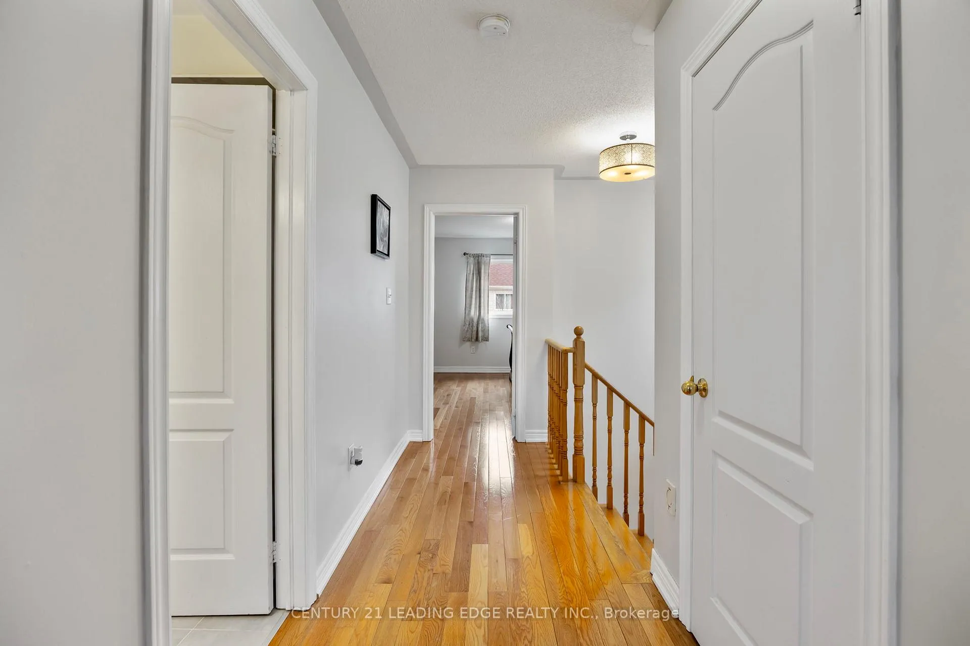 Photo 23 of 36 Rampart Crescent, Whitby, Williamsburg — HOMEH