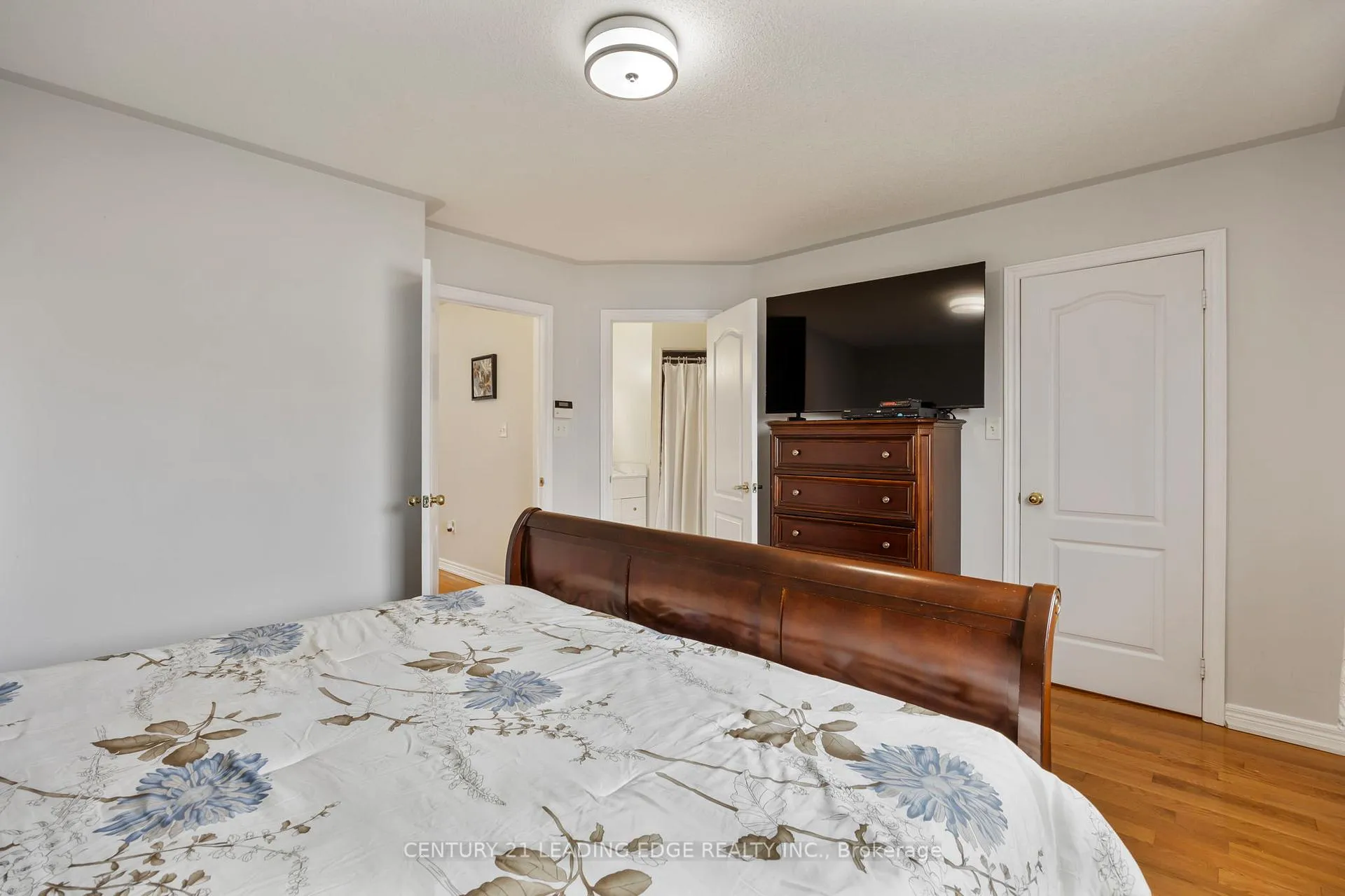 Photo 25 of 36 Rampart Crescent, Whitby, Williamsburg — HOMEH