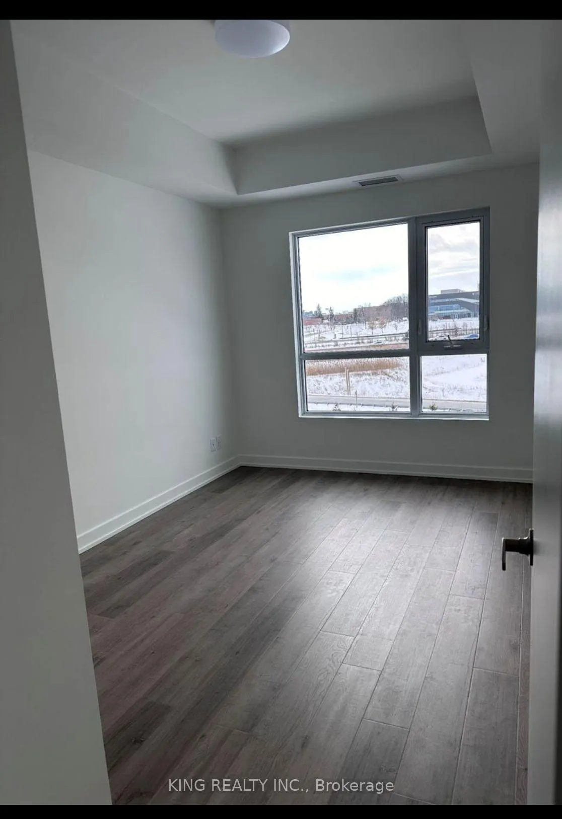 Photo 8 of Unit 701, 56 Lakeside Terrace, Barrie, Little Lake — HOMEH