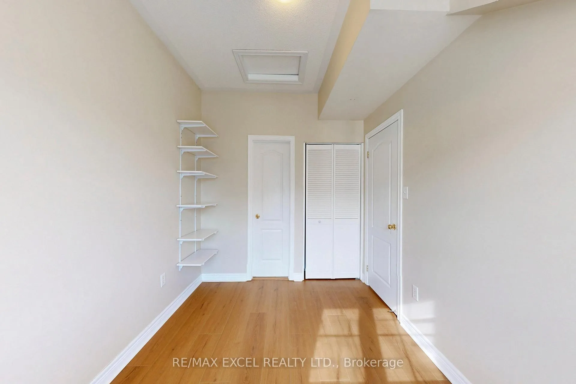 Photo 18 of 21 Peony Street, Markham, Cornell — HOMEH