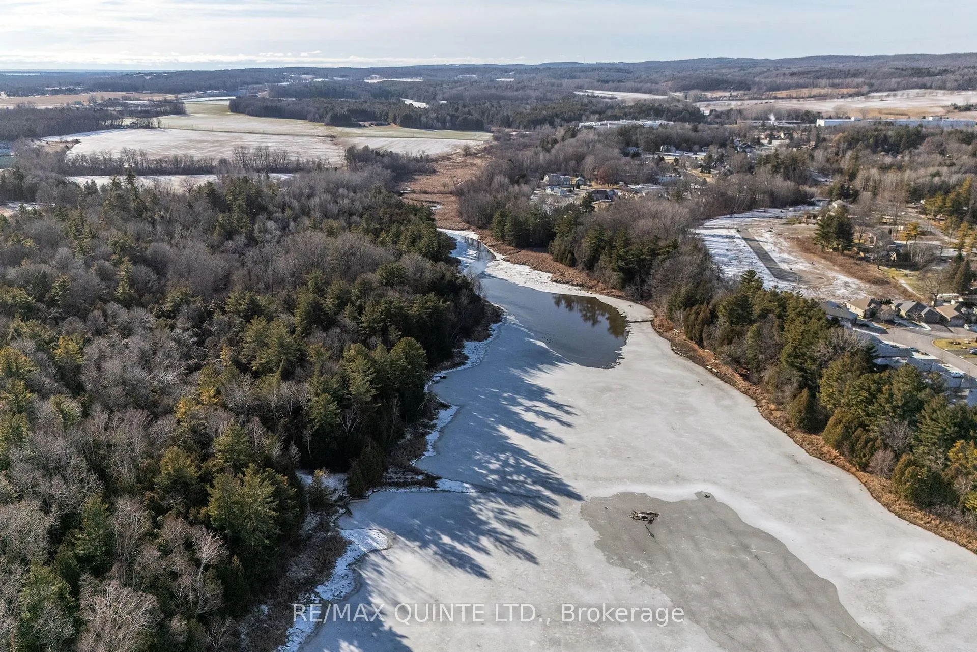 Photo 17 of 36 Exeter Court, Quinte West, Murray Ward — HOMEH