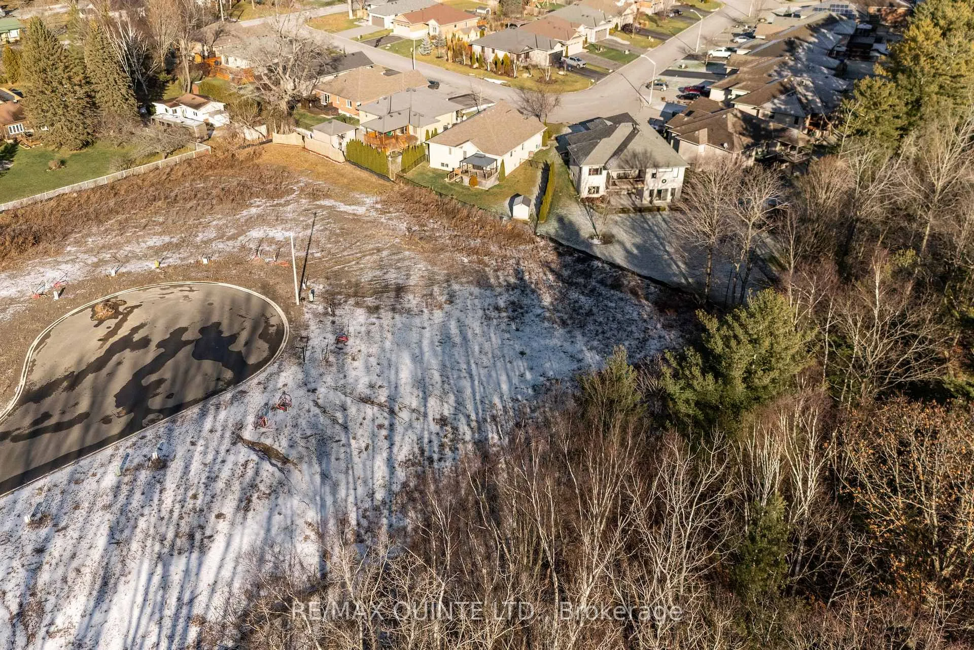 Photo 27 of 36 Exeter Court, Quinte West, Murray Ward — HOMEH