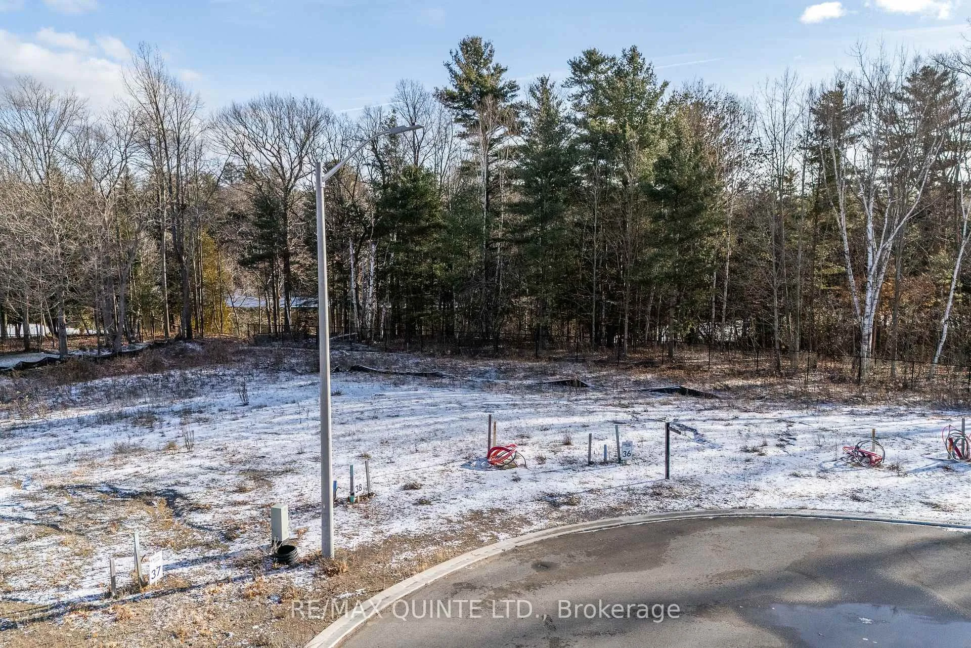 Photo 35 of 36 Exeter Court, Quinte West, Murray Ward — HOMEH