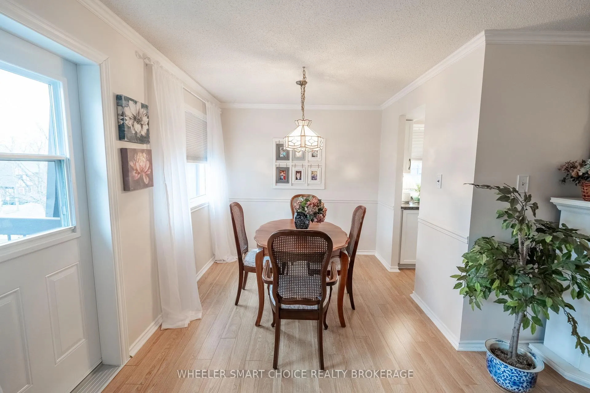 Photo 7 of Unit 405, 118 Fourth Street E, Cornwall — HOMEH