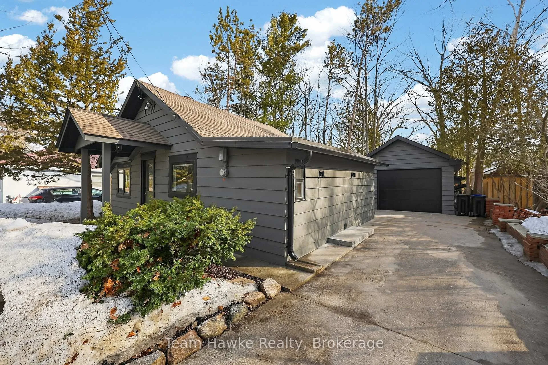 Photo 3 of 283 Tiny Beaches Road S, Tiny, Rural Tiny — HOMEH