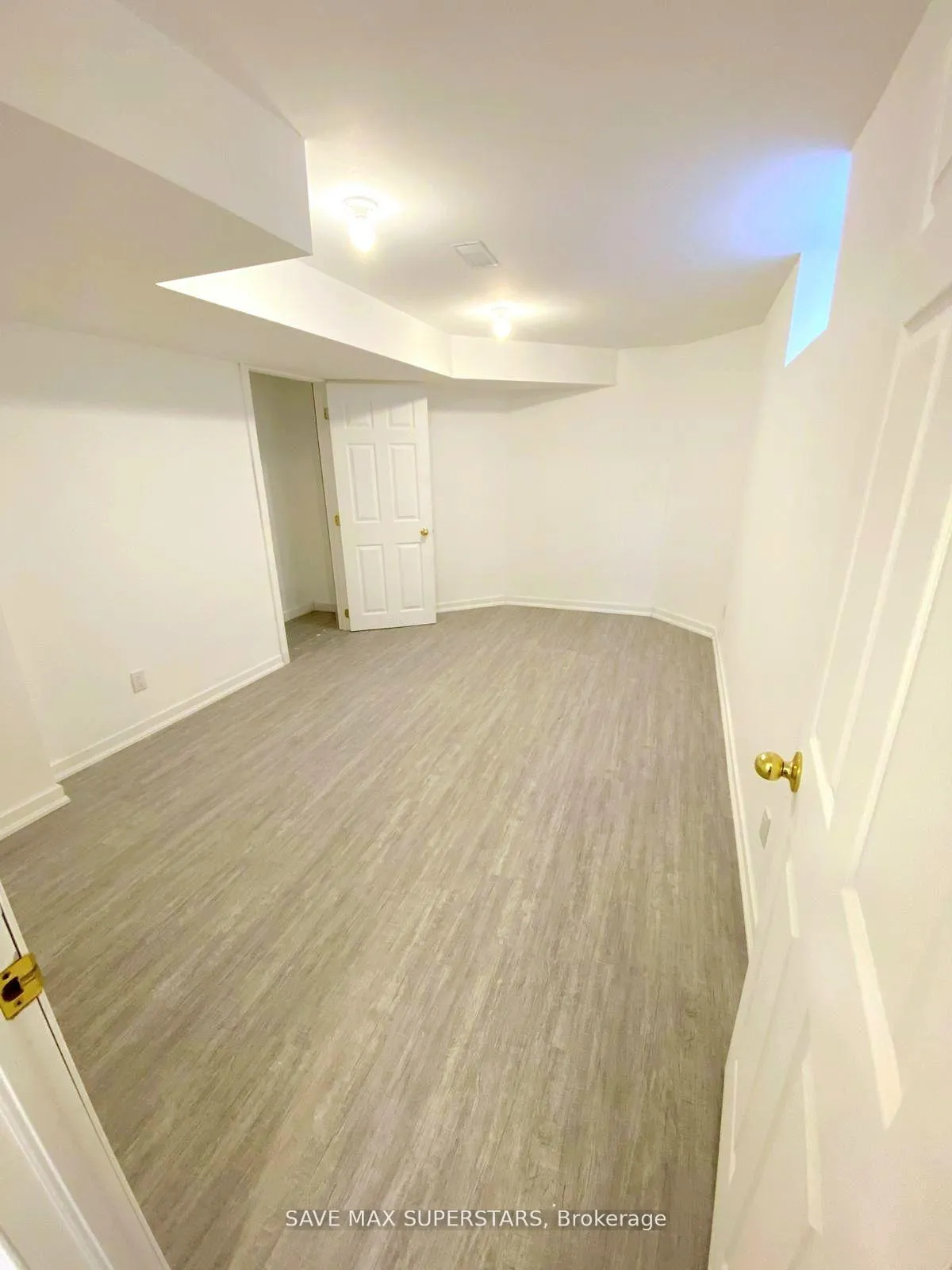 Photo 12 of Unit Lower, 8 Black Ash Trail, Barrie, Ardagh — HOMEH