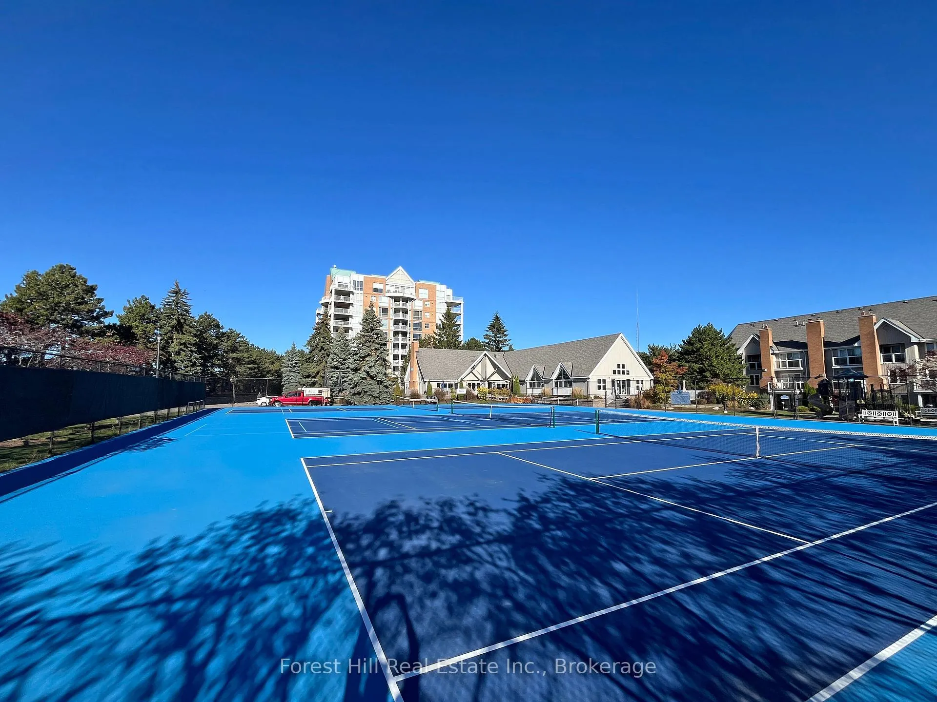 Photo 7 of Unit 402, 24 Ramblings Way, Collingwood — HOMEH
