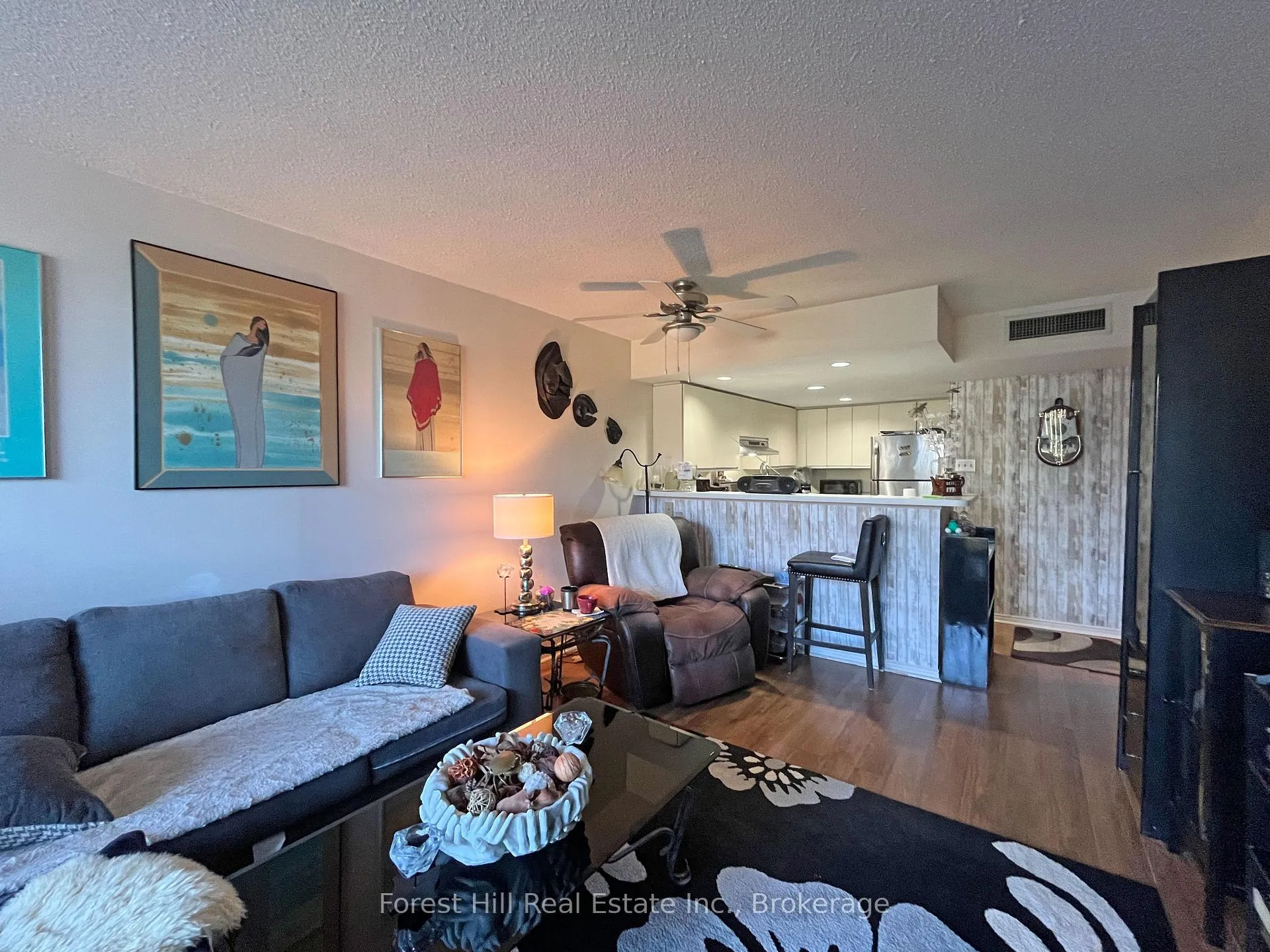 Photo 14 of Unit 402, 24 Ramblings Way, Collingwood — HOMEH