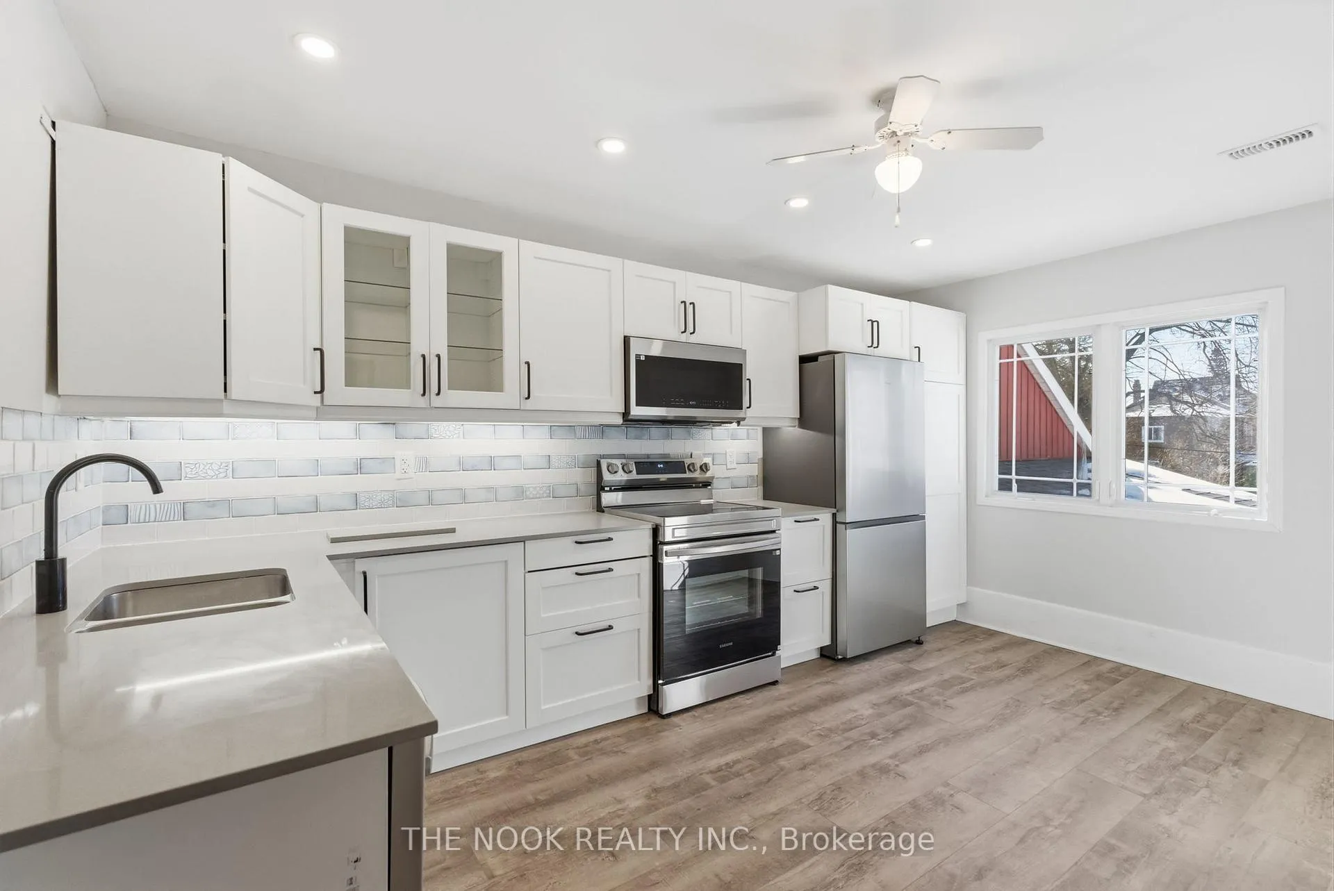 Photo 6 of 71 Wellington Street, Clarington, Bowmanville — HOMEH