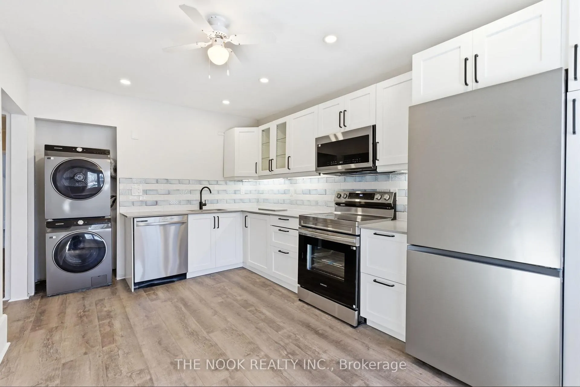 Photo 10 of 71 Wellington Street, Clarington, Bowmanville — HOMEH