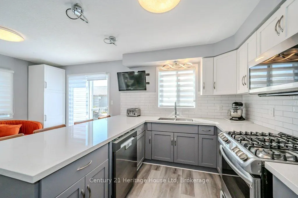 Photo 15 of 192 Severn Drive, Guelph, Grange Road — HOMEH