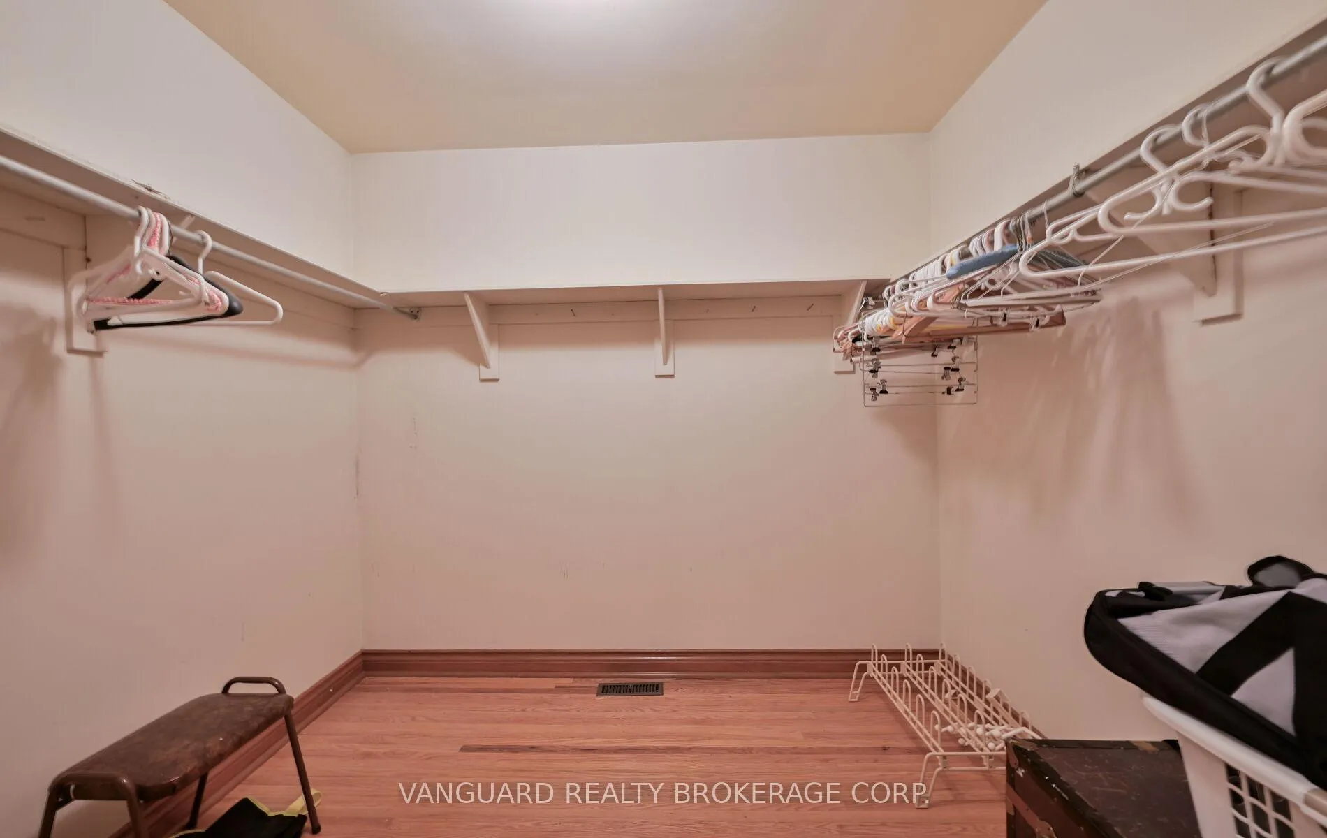 Photo 29 of 313 Firglen Ridge, Vaughan, Islington Woods — HOMEH