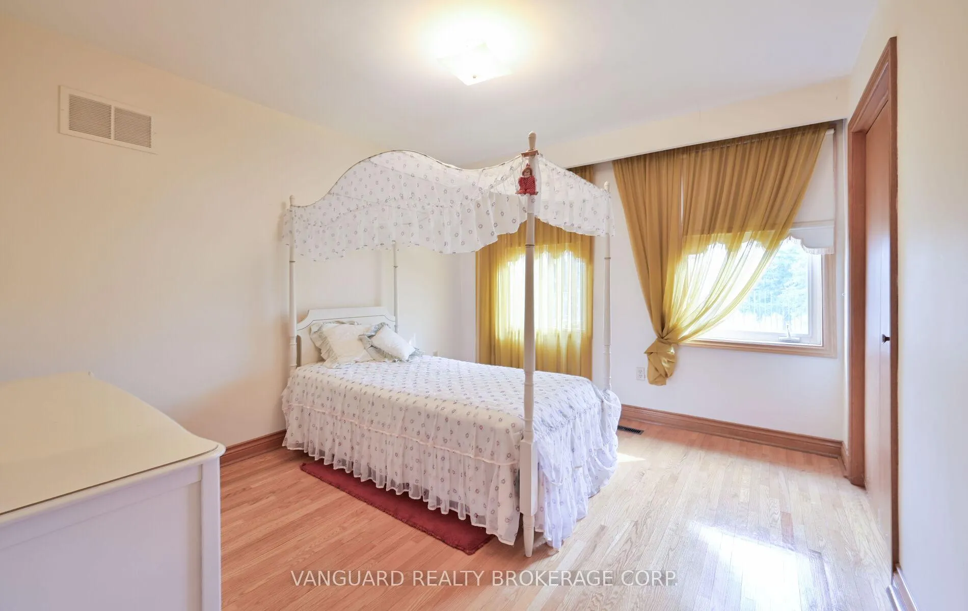 Photo 32 of 313 Firglen Ridge, Vaughan, Islington Woods — HOMEH