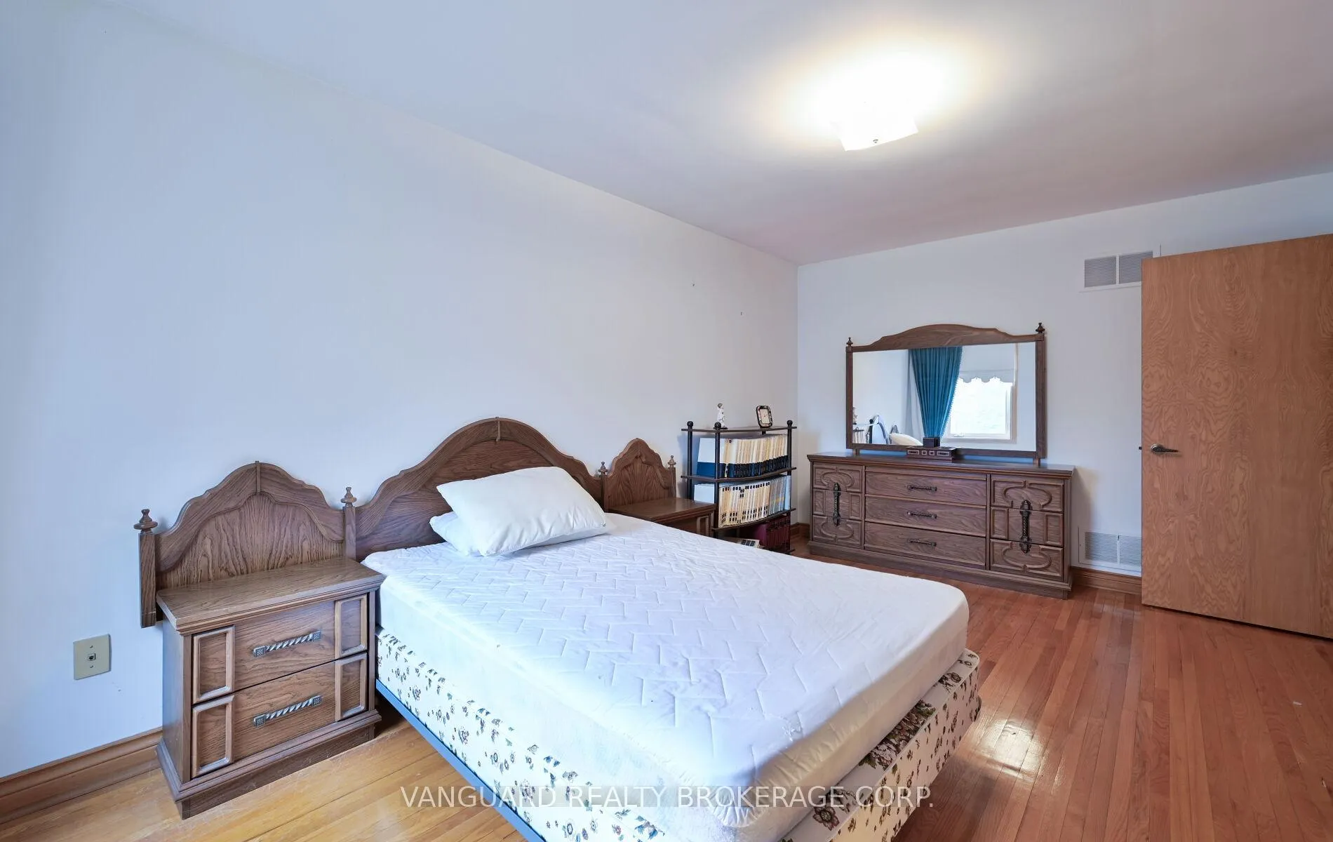 Photo 37 of 313 Firglen Ridge, Vaughan, Islington Woods — HOMEH
