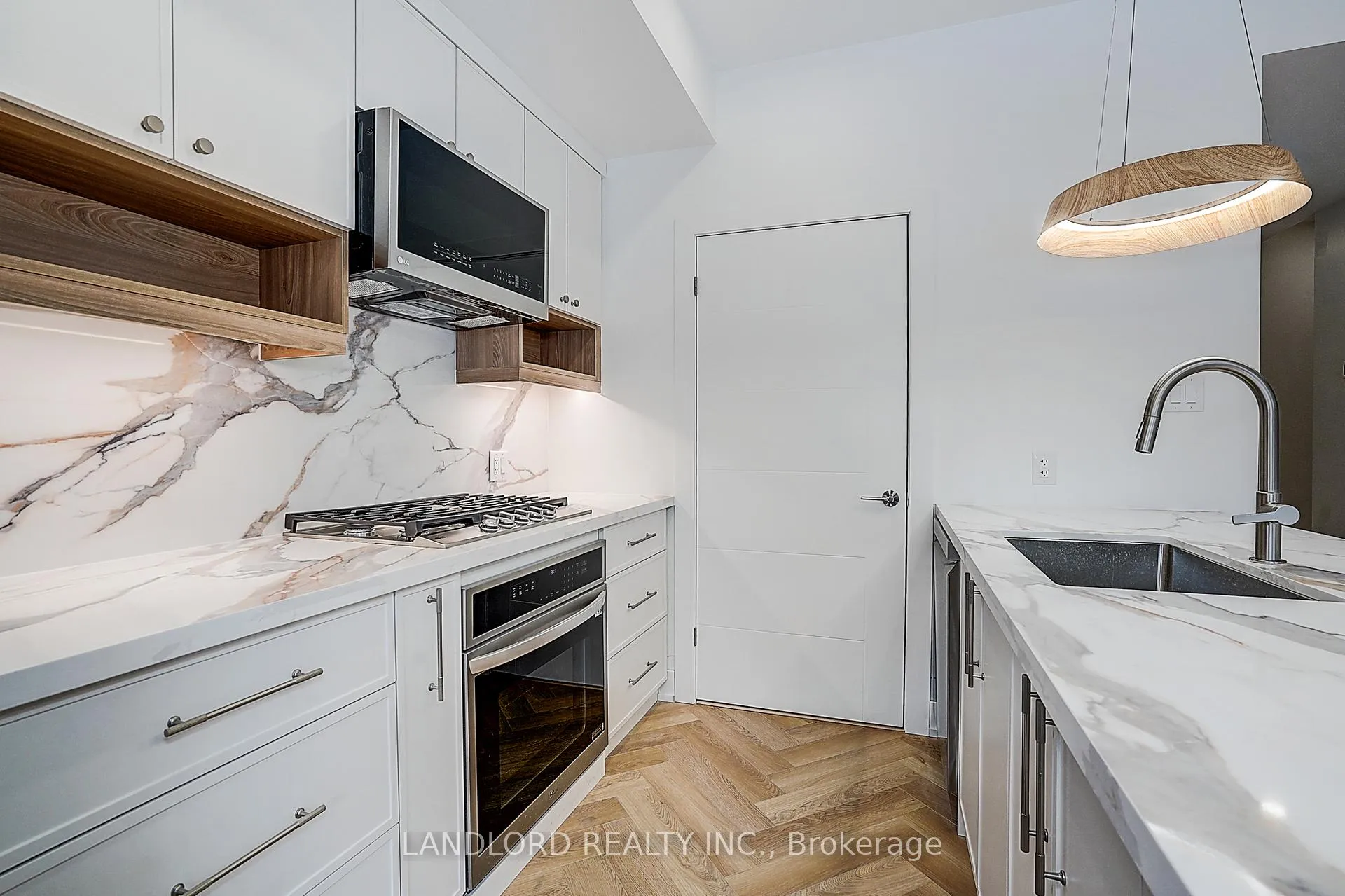 Photo 23 of Unit 3, 1146 Broadview Avenue, Toronto, Broadview North — HOMEH