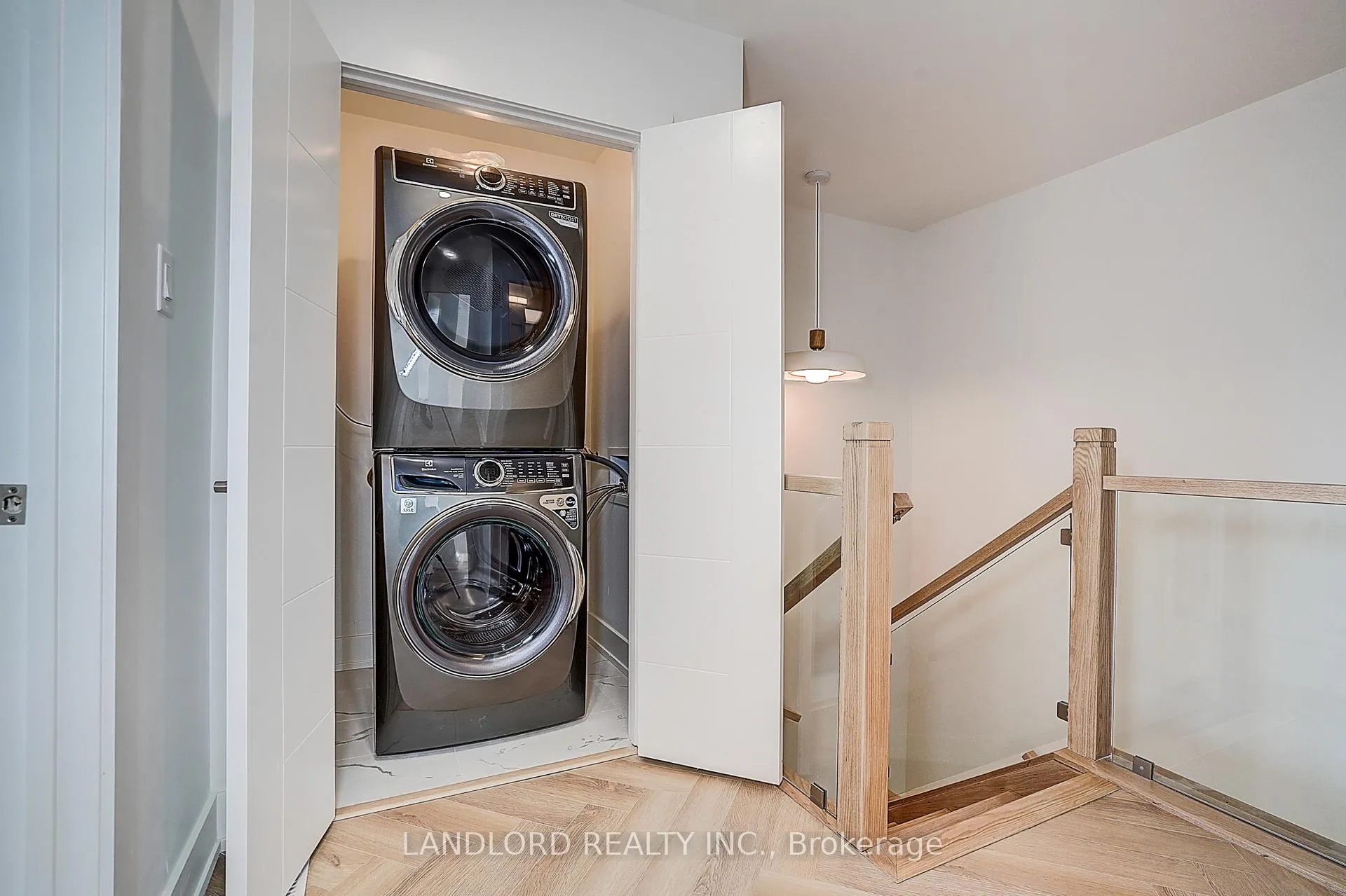 Photo 30 of Unit 3, 1146 Broadview Avenue, Toronto, Broadview North — HOMEH