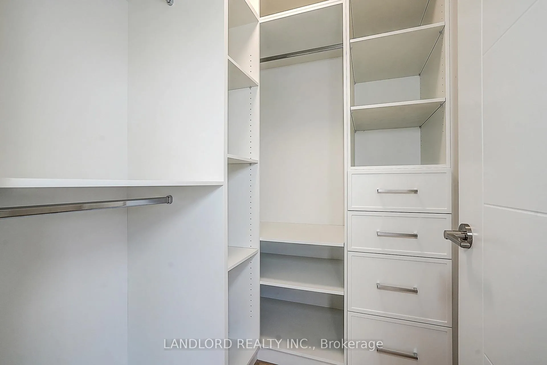 Photo 37 of Unit 3, 1146 Broadview Avenue, Toronto, Broadview North — HOMEH