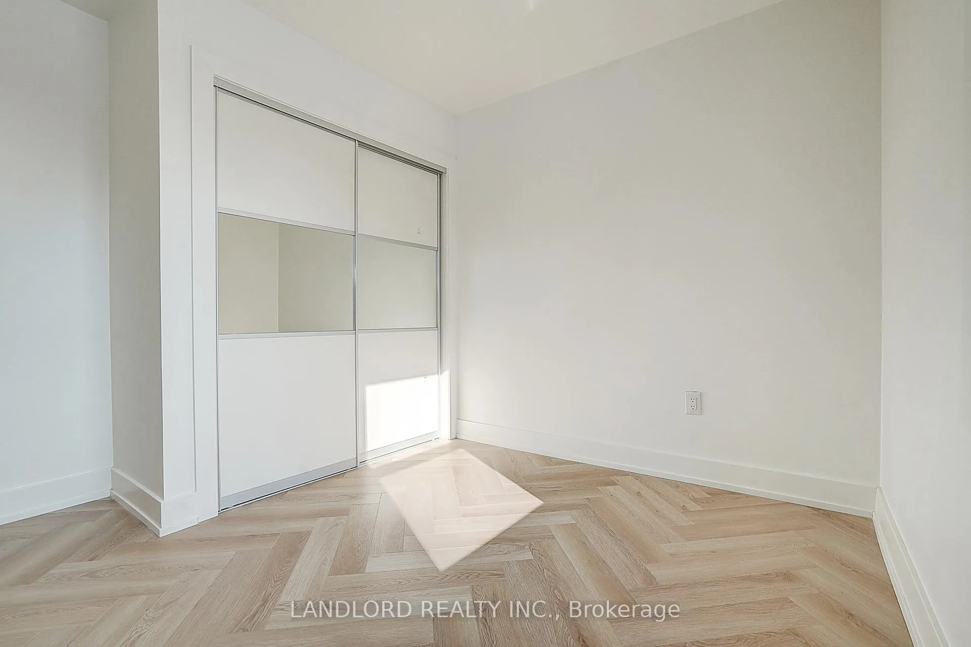 Photo 41 of Unit 3, 1146 Broadview Avenue, Toronto, Broadview North — HOMEH