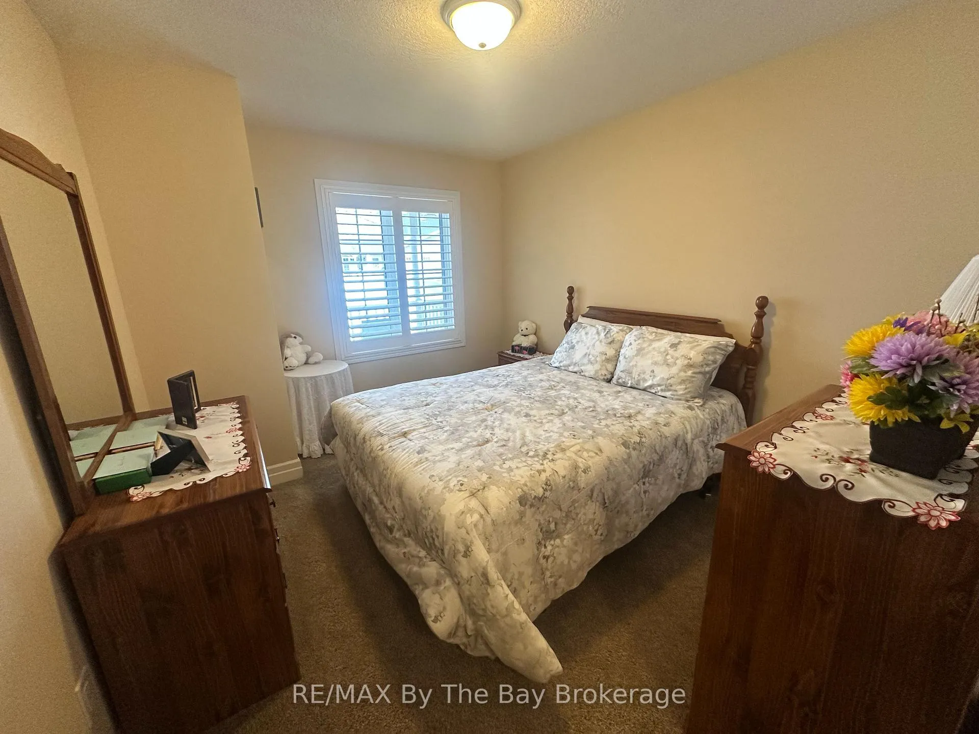 Photo 7 of 35 Garden Grove Crescent, Wasaga Beach — HOMEH