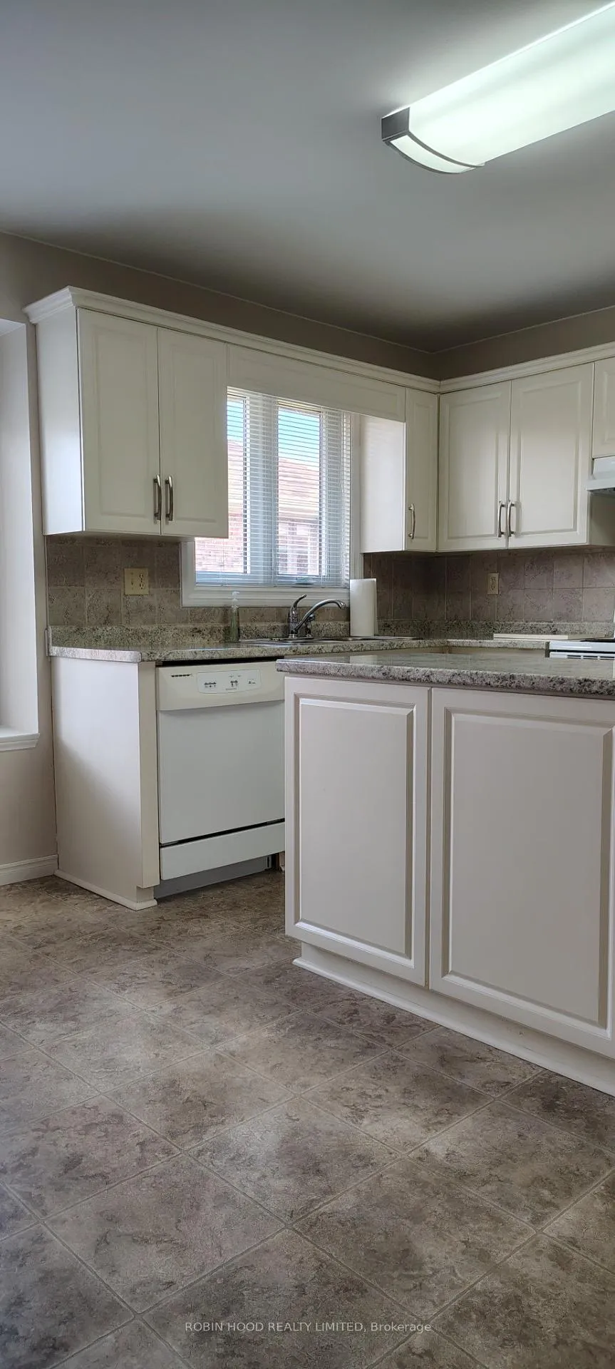 Photo 14 of Unit Unit 11, 21 Earl Drive, Chatham-Kent, Chatham — HOMEH