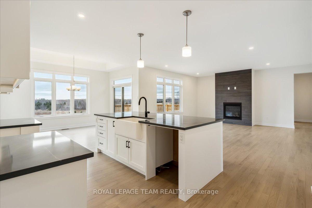 Photo 14 of 91 Hogan Drive, McNab/Braeside, Mcnab/Braeside Twps — HOMEH