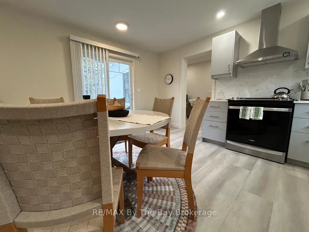 Photo 10 of 147 2nd Street, Collingwood — HOMEH